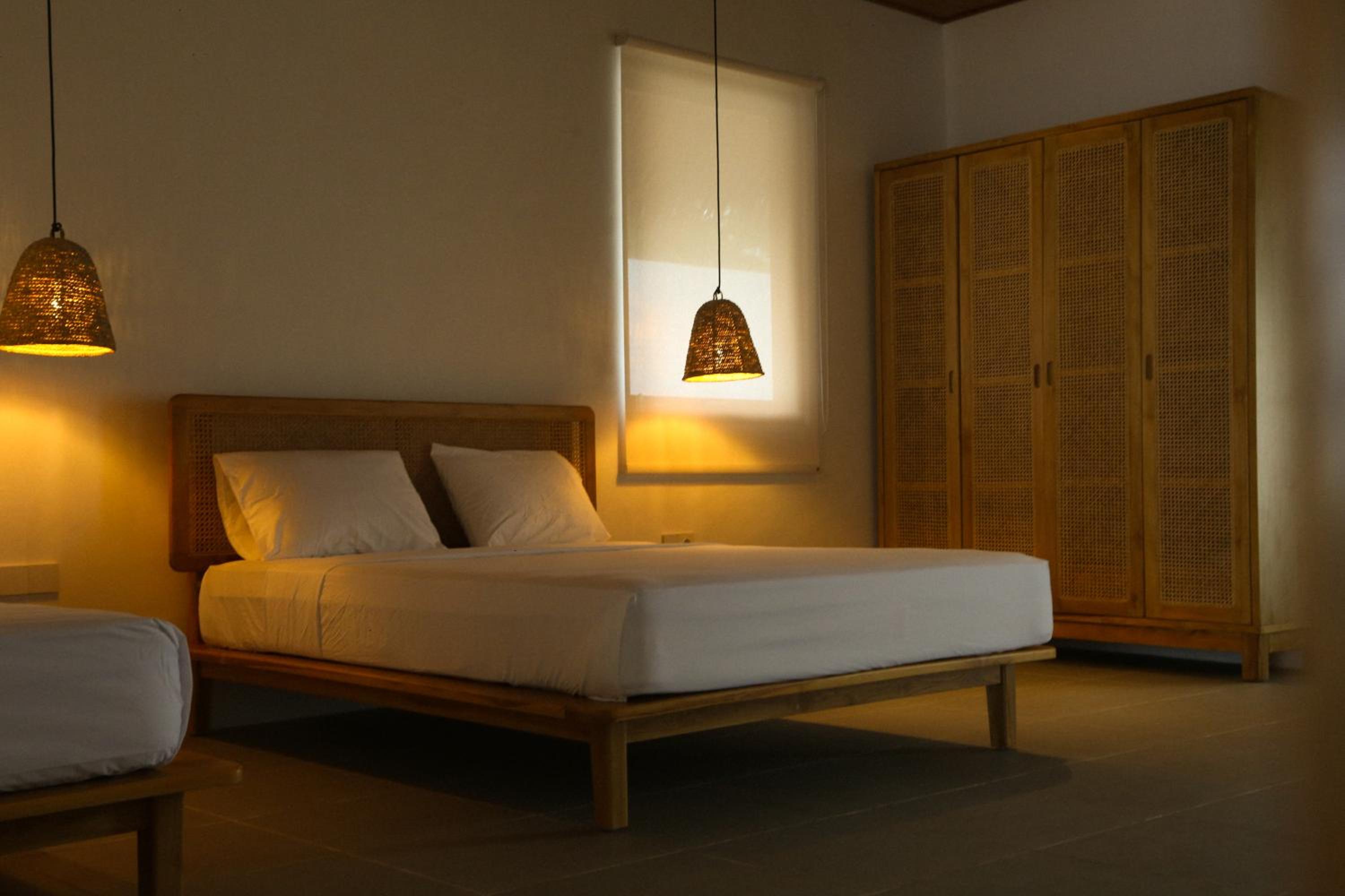 Villa - Beach Front - Photo 3