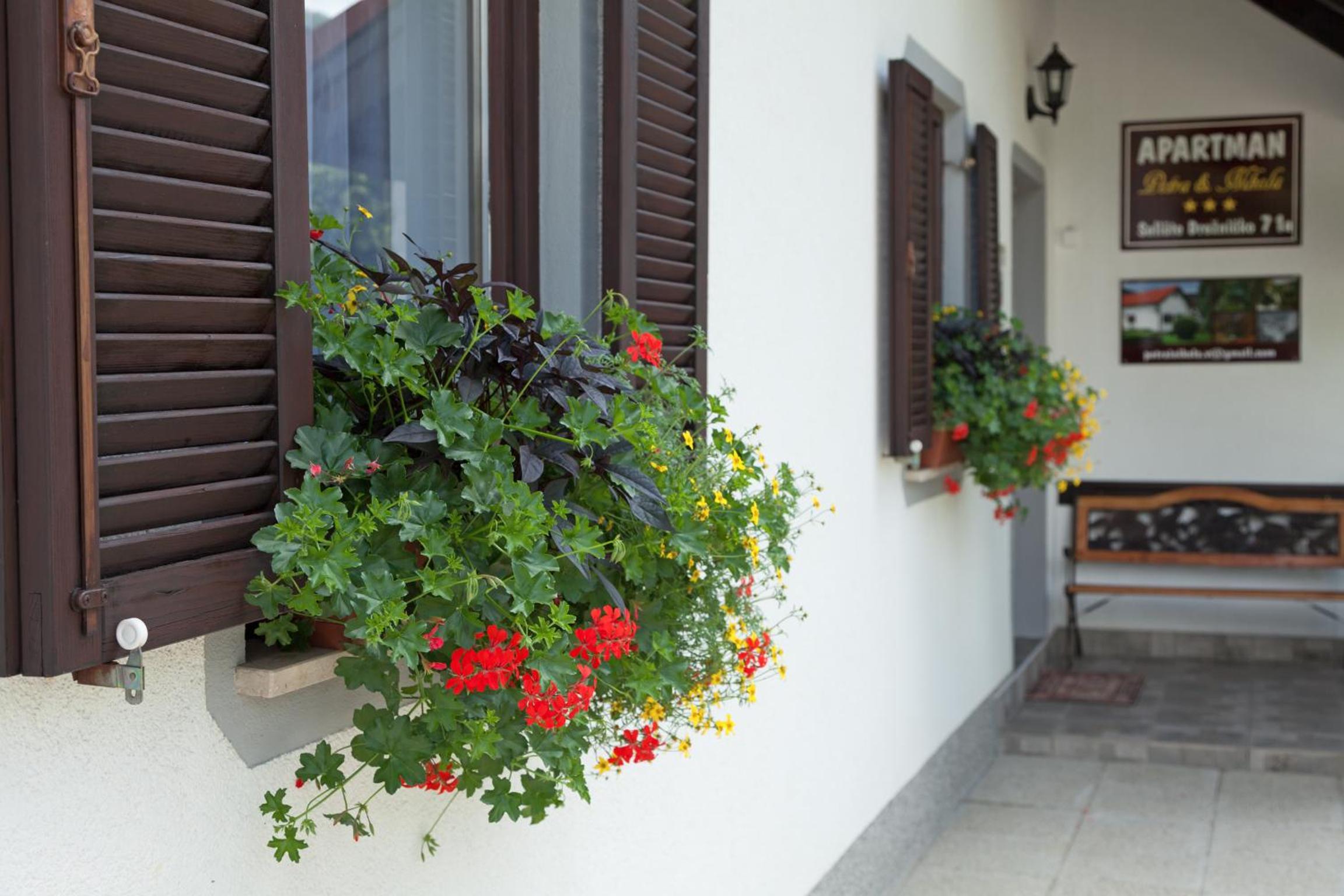 Two-Bedroom Holiday Home photo 2