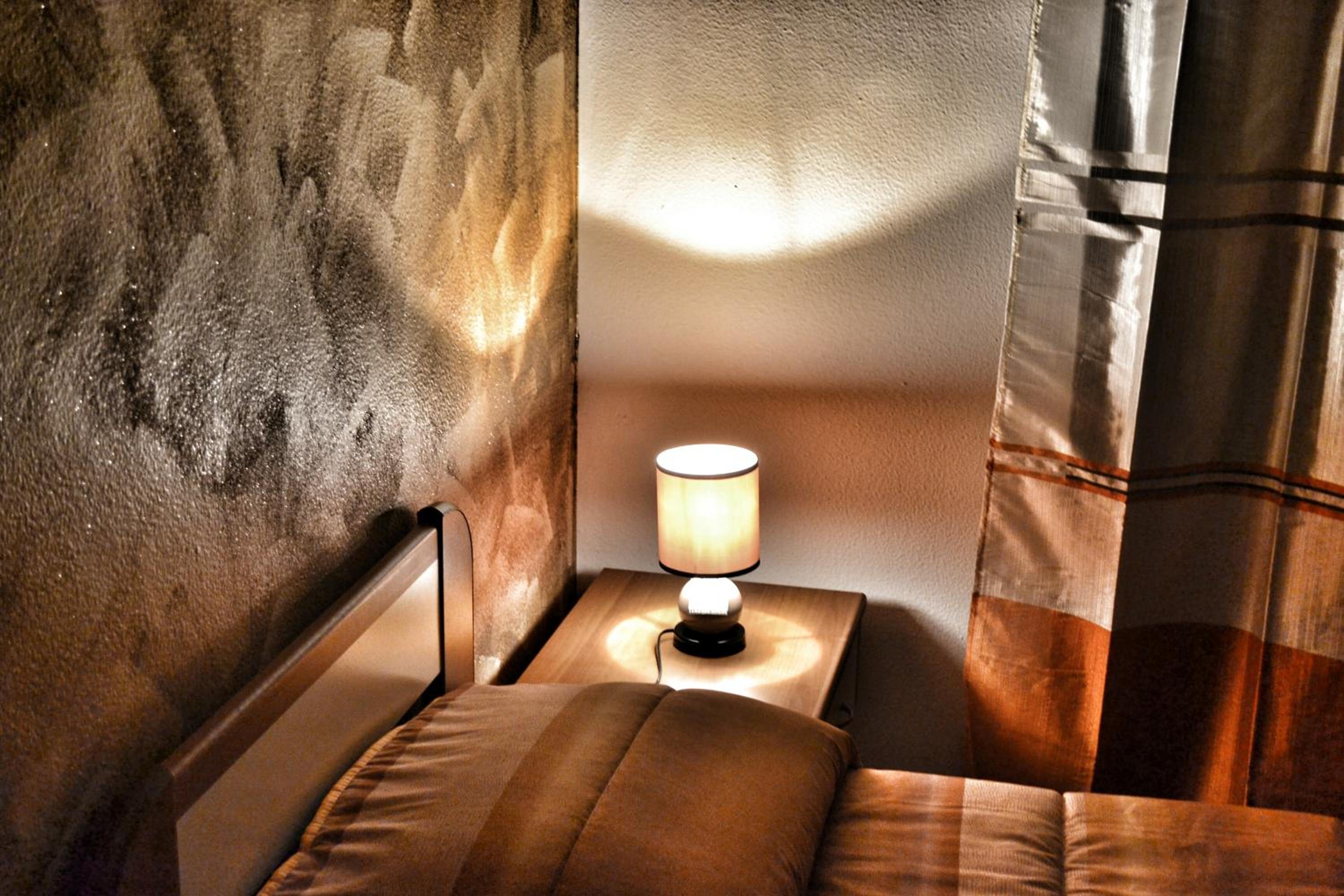 Twin Room with Private Internal Bathroom - Photo 1
