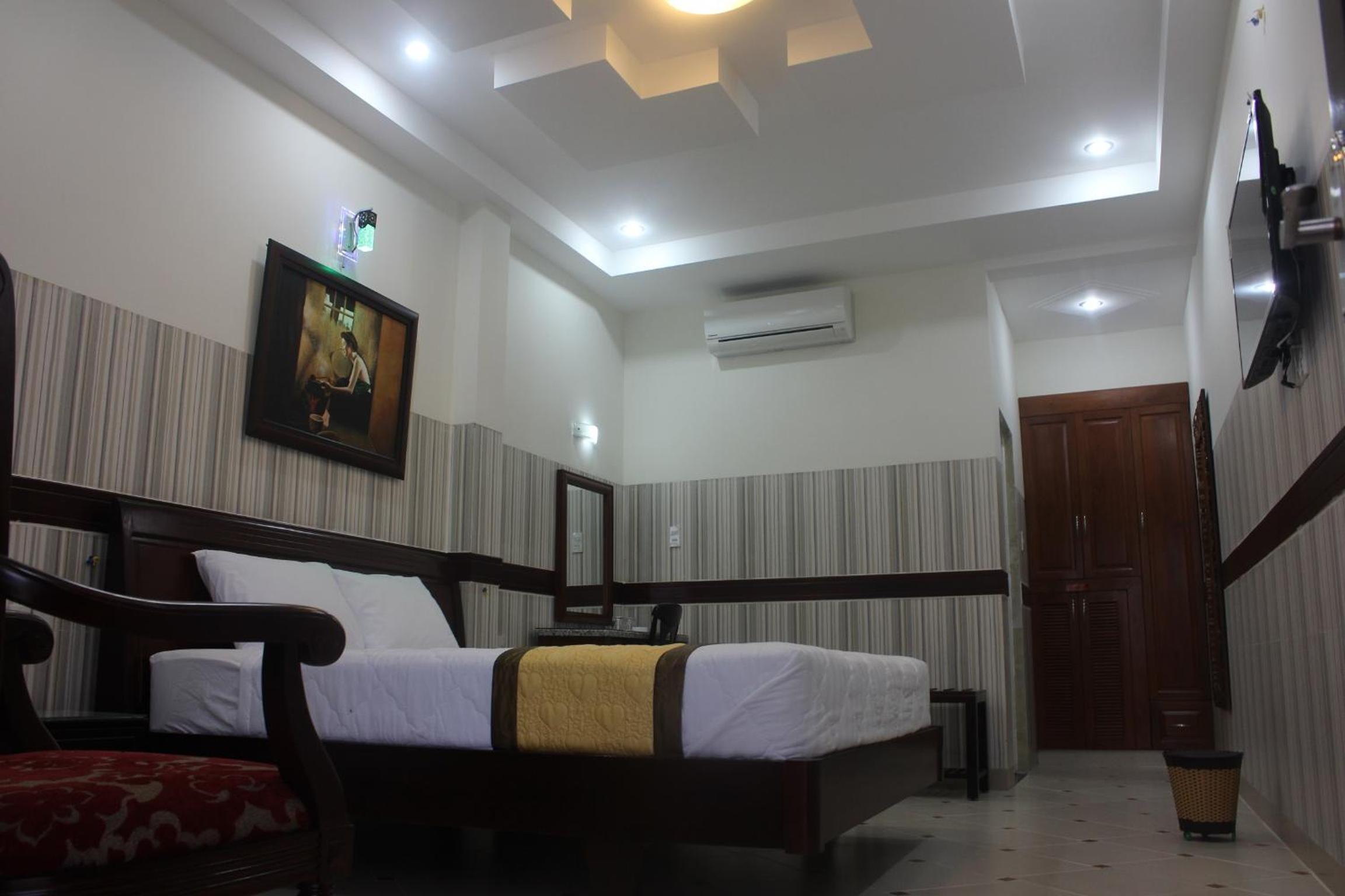 Standard Double Room with Window photo 3