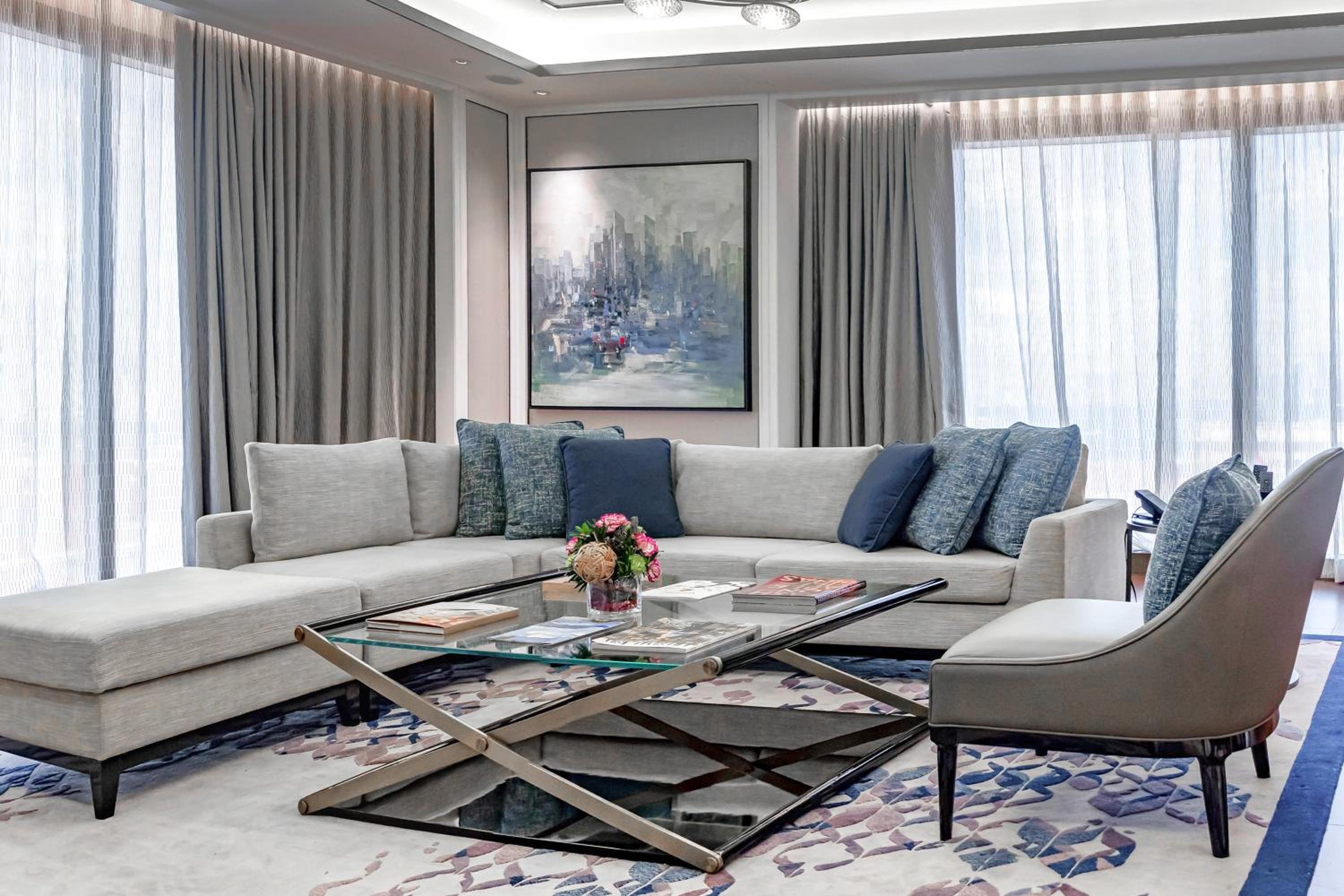 Deluxe Suite photo 3