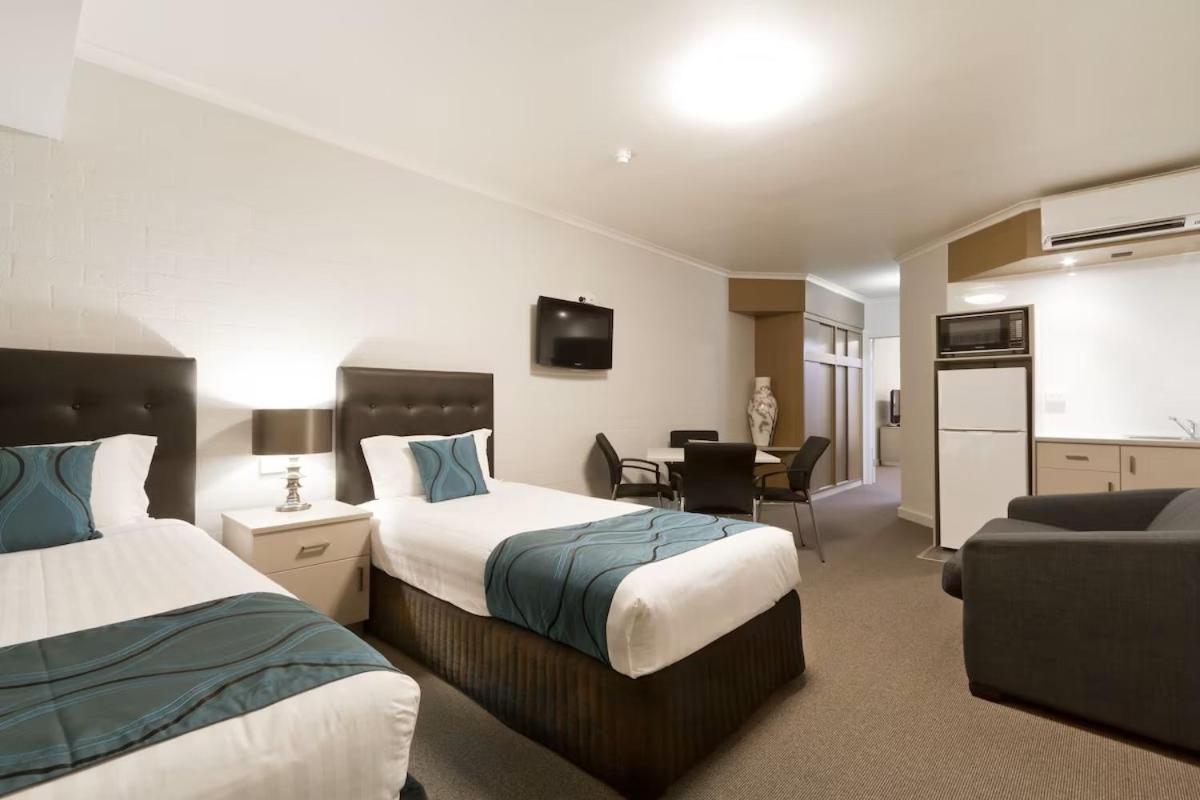 Family Deluxe Double Room with Sofa Bed photo 1
