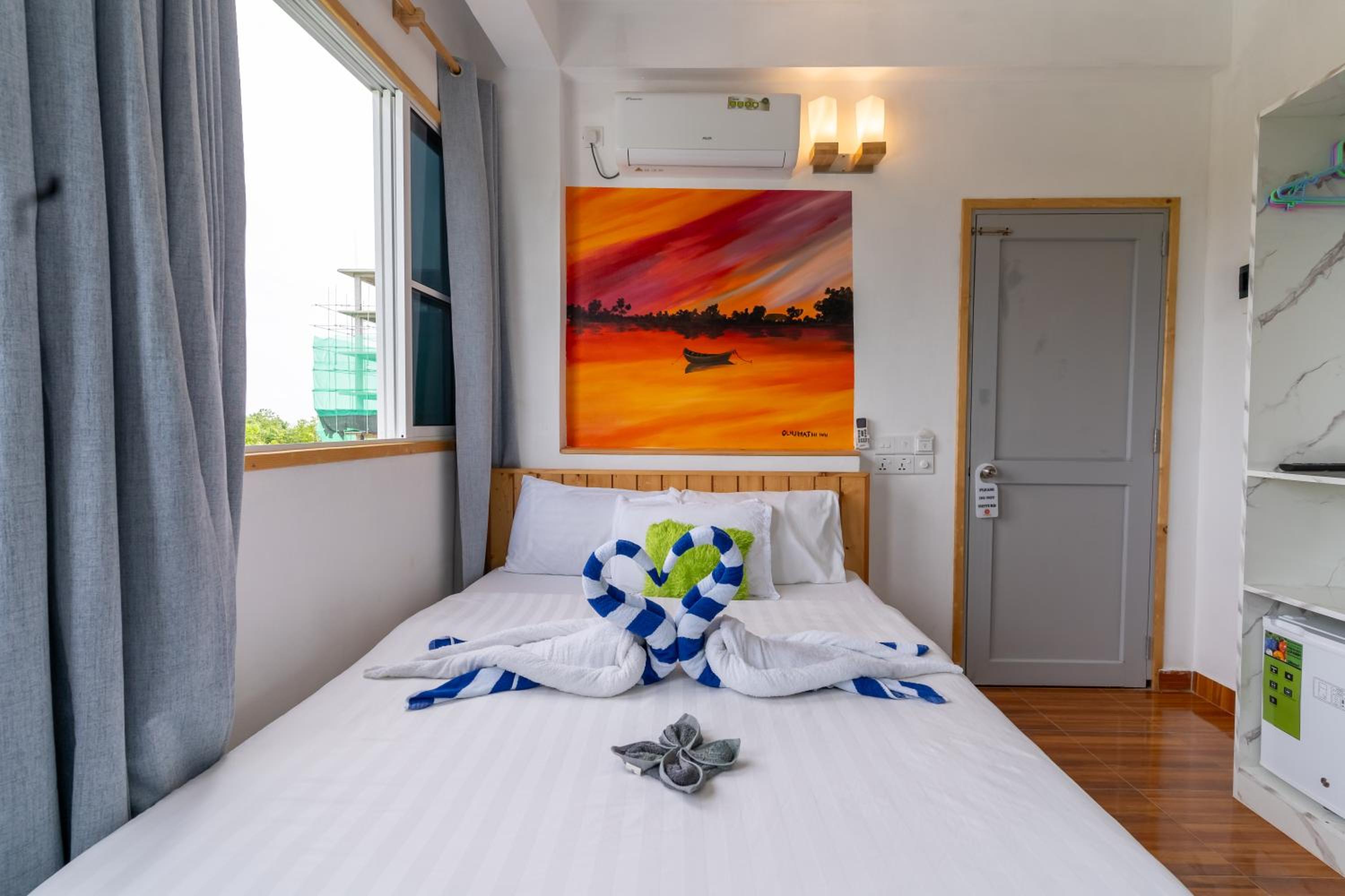 Deluxe Double Room with Sea View photo 3