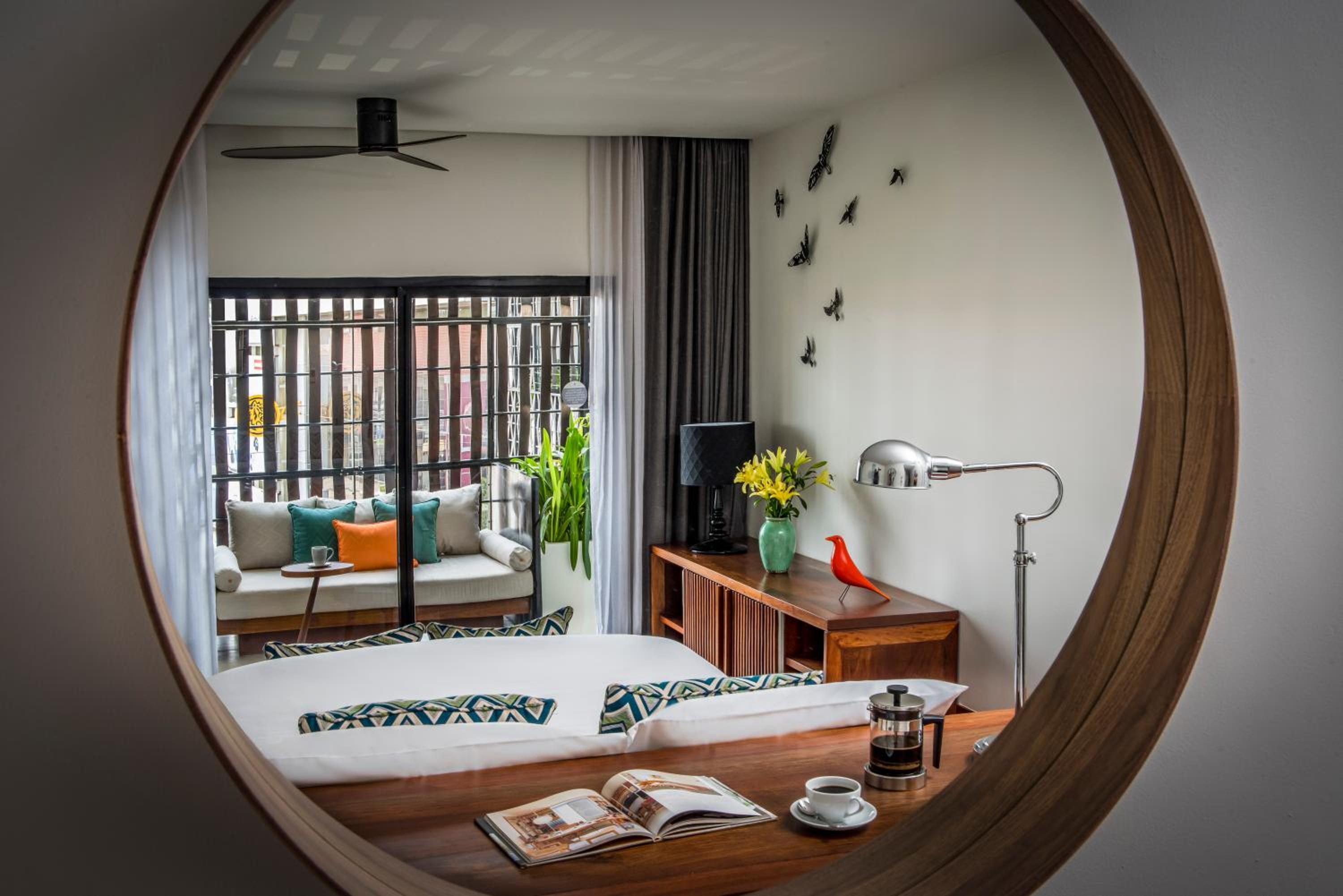 Kingfisher Deluxe Double Room - Photo 7