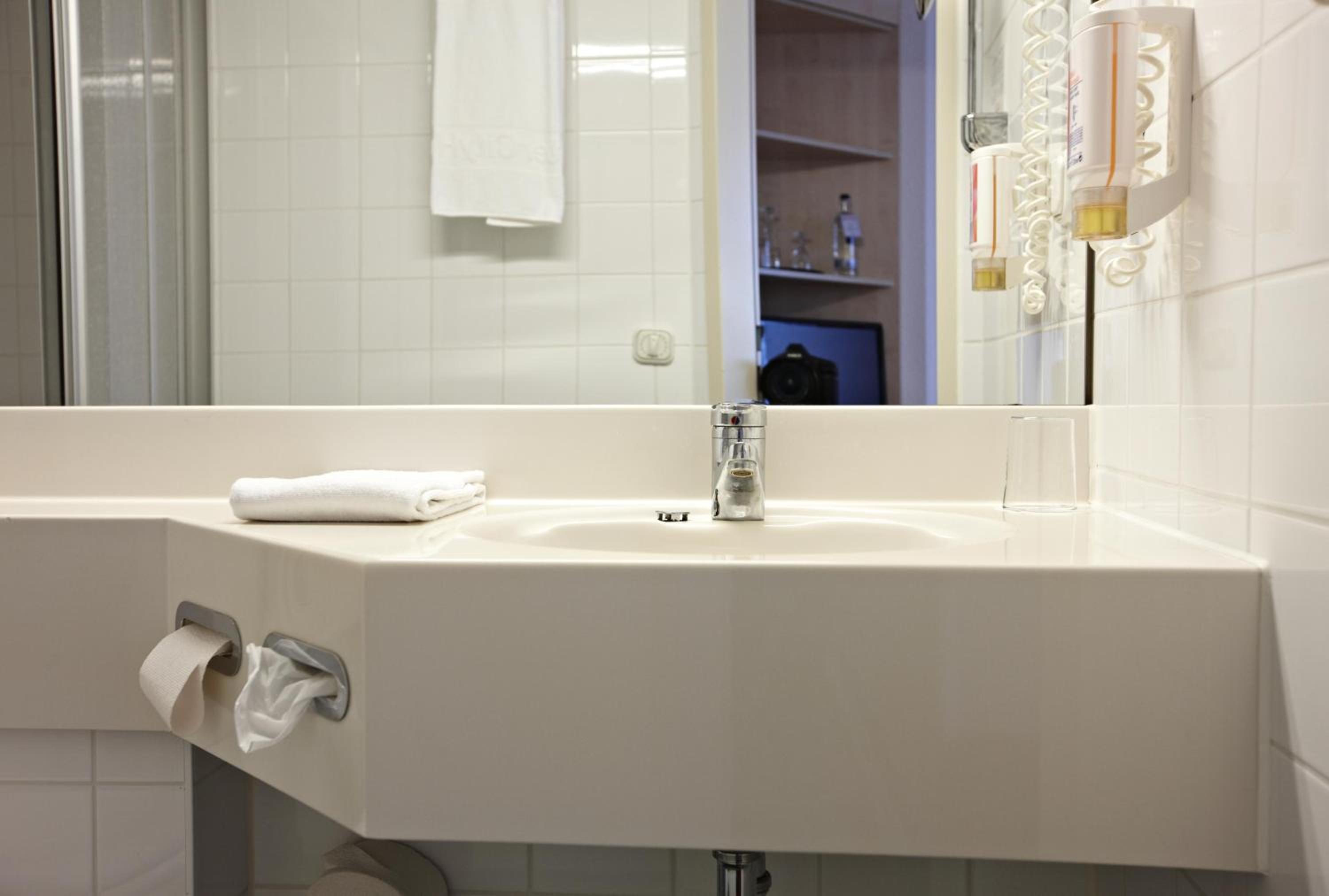 Double Room - Photo 2