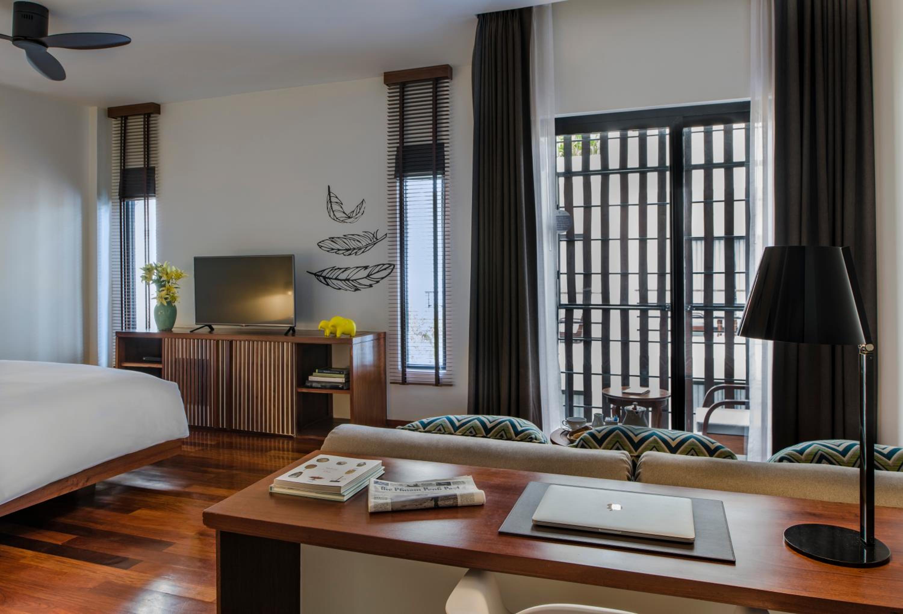 Kingfisher Deluxe Double Room - Photo 6