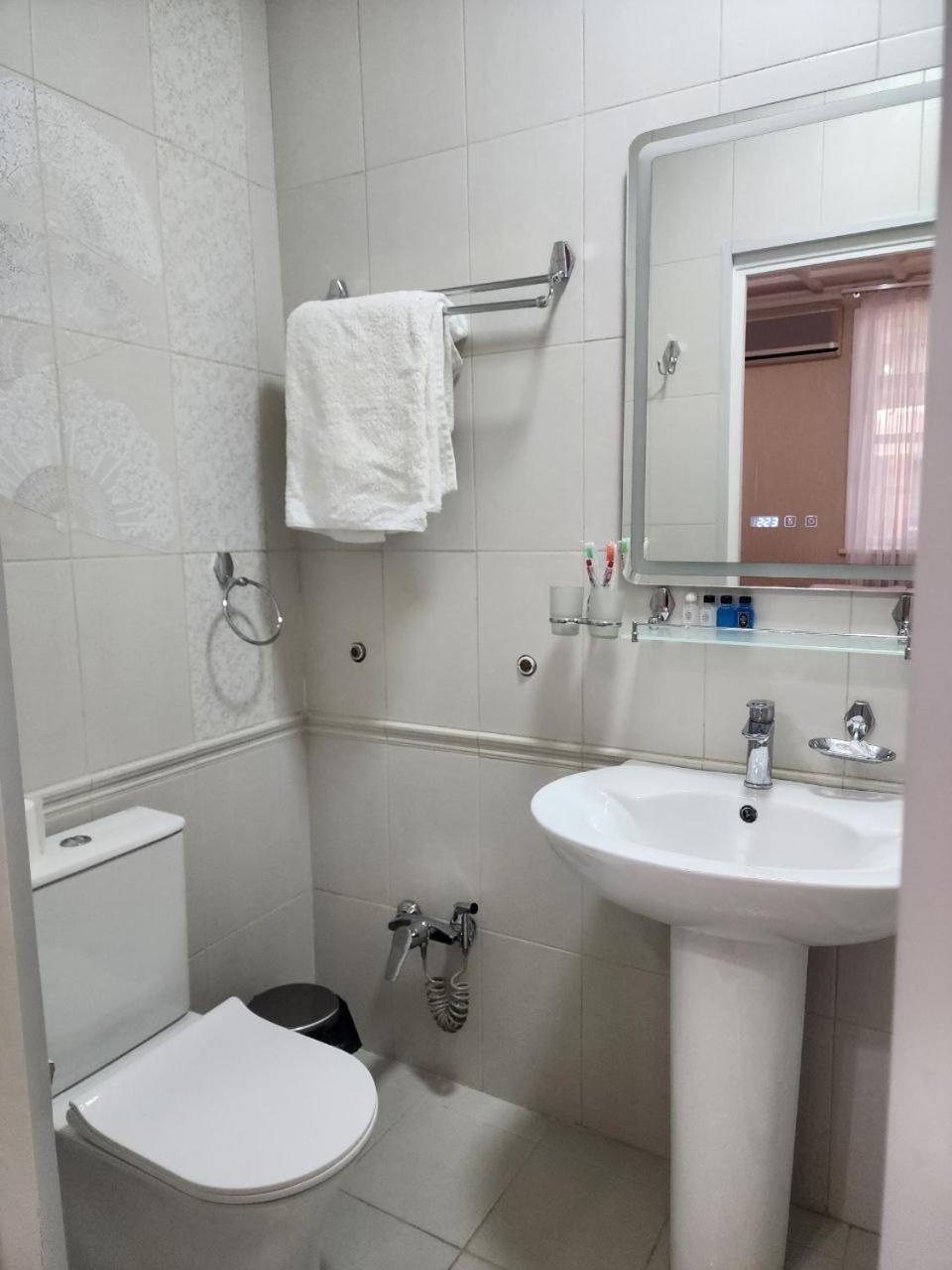 Standard Triple Room photo 2