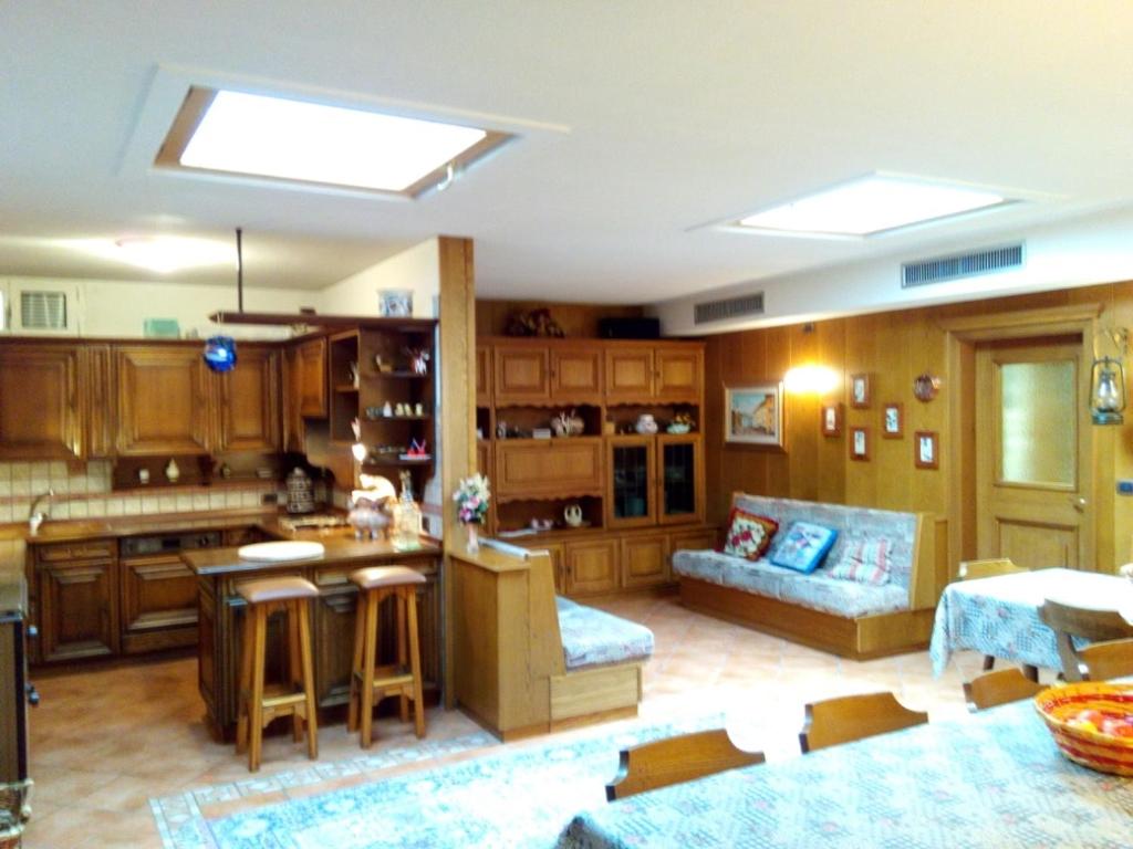 Maisonette photo 2