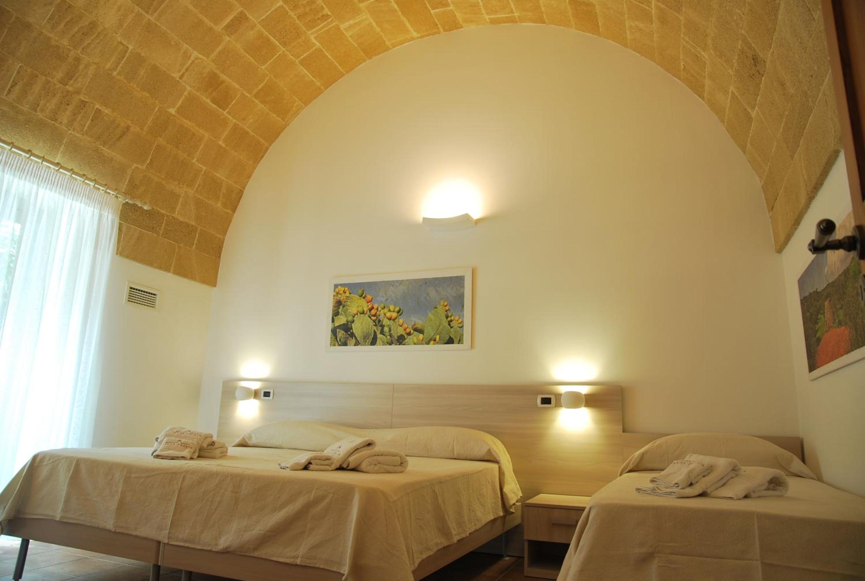 Superior Triple Room (3 adults + 1 child) photo 1