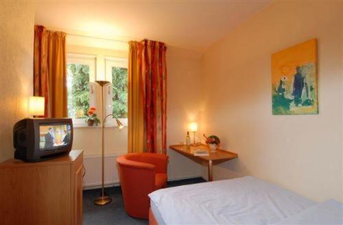 Standard Single Room with Shower photo 1