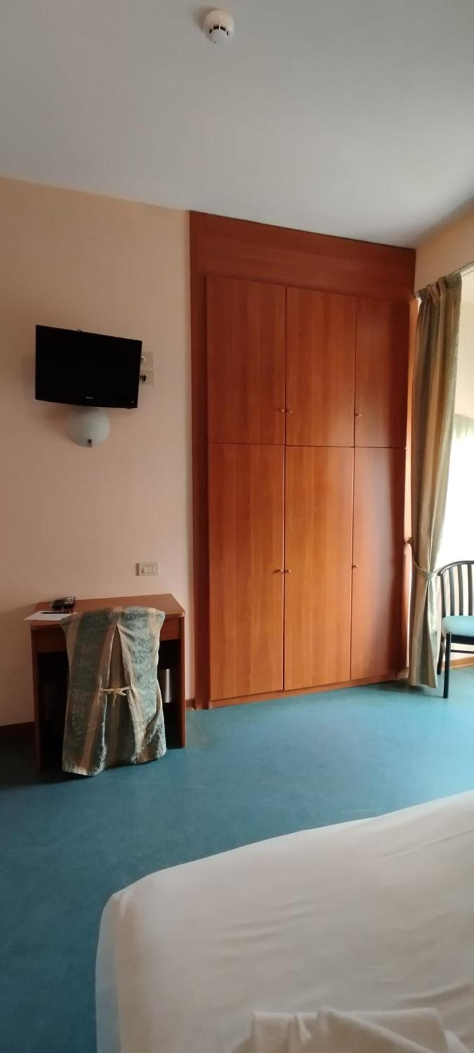 Economy Quadruple Room photo 1