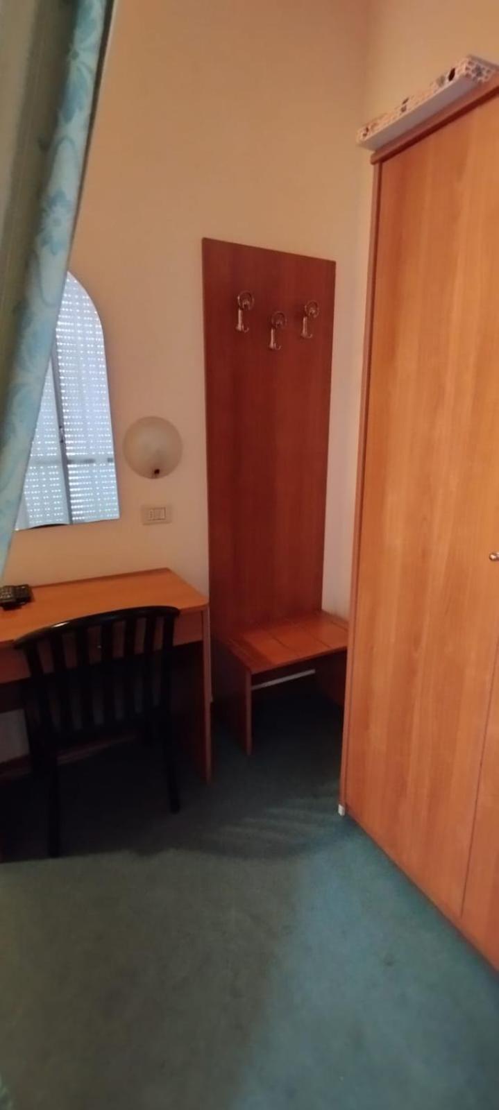 Economy Double or Twin Room photo 2