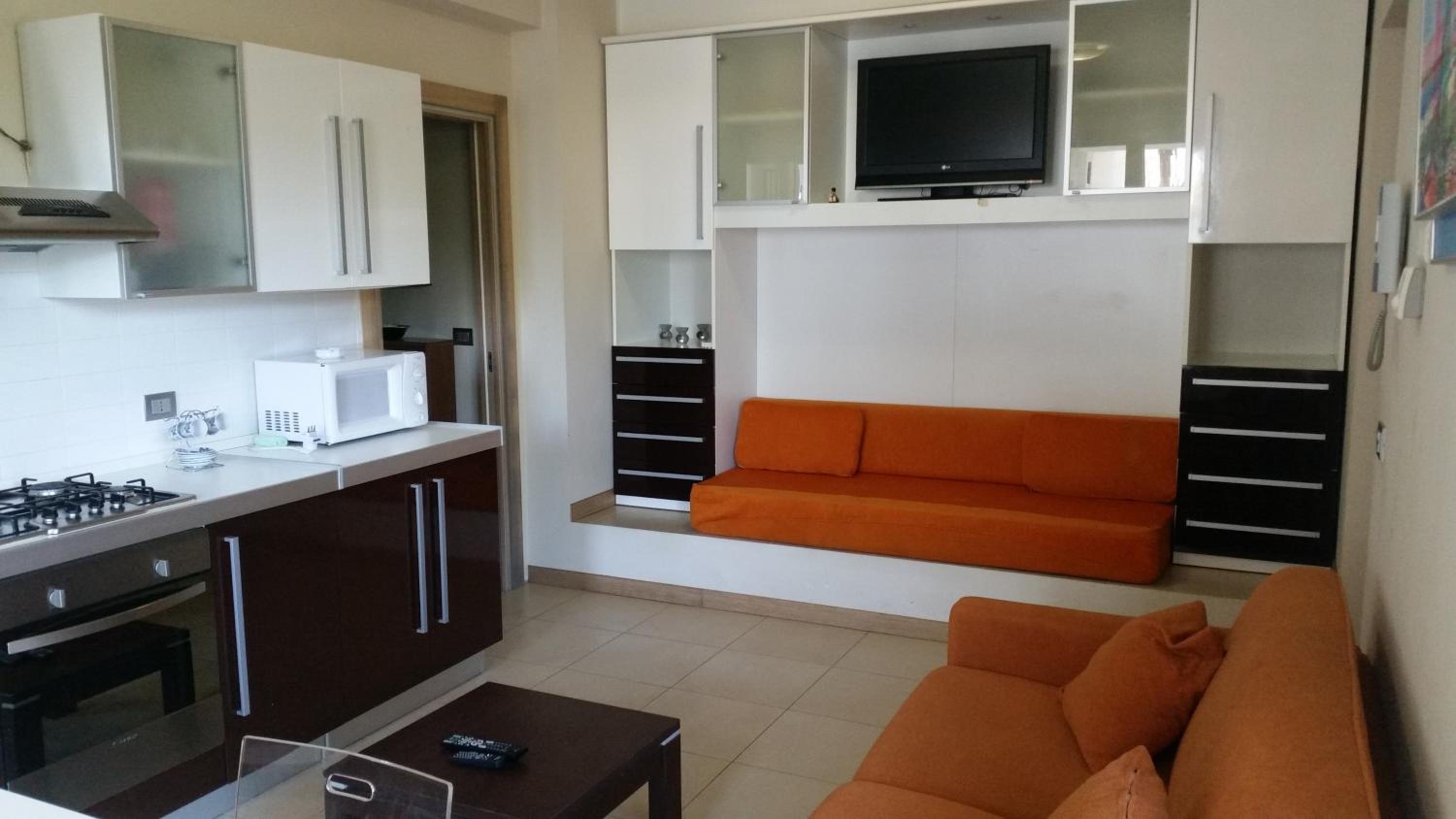 Apartment - Ground Floor photo 2