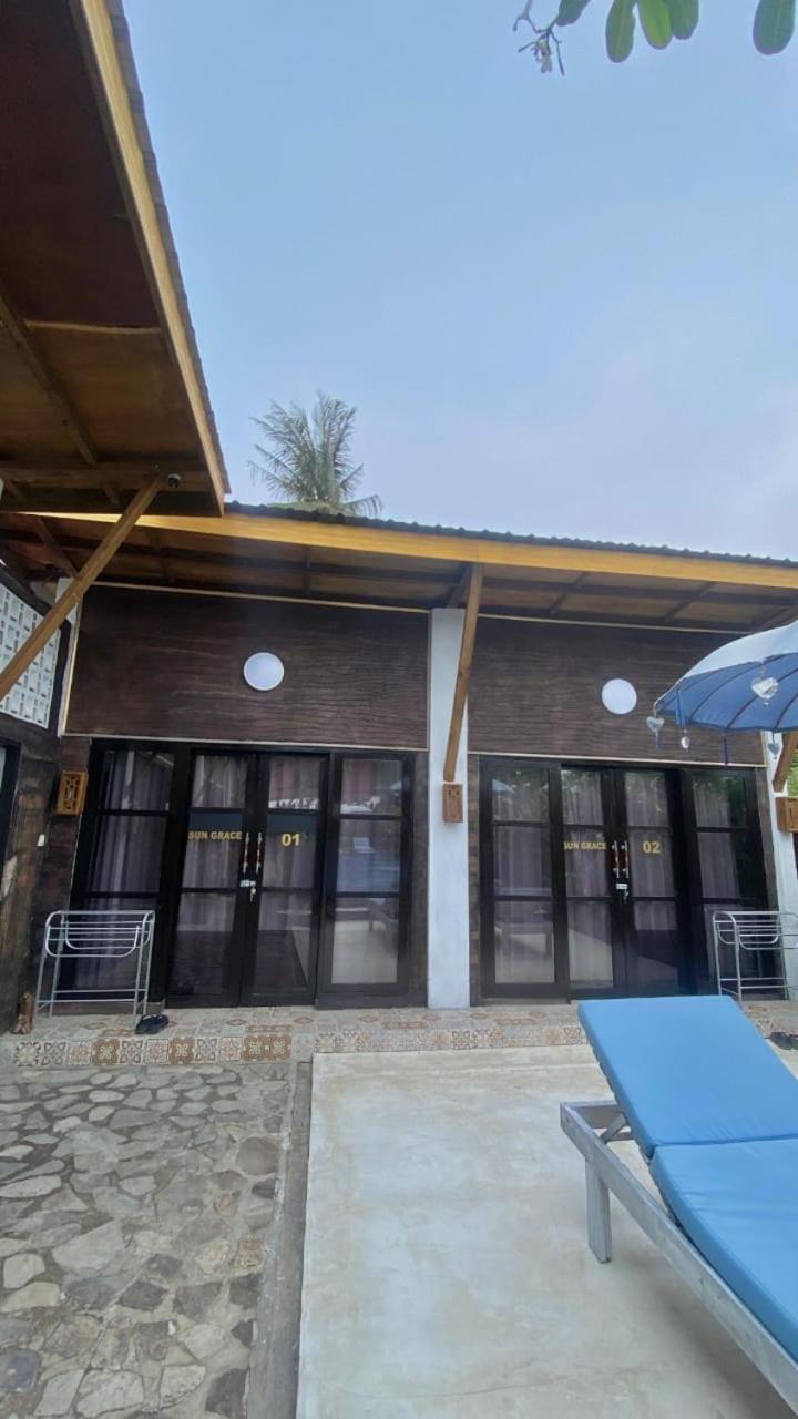 Double Room with Pool View photo 3