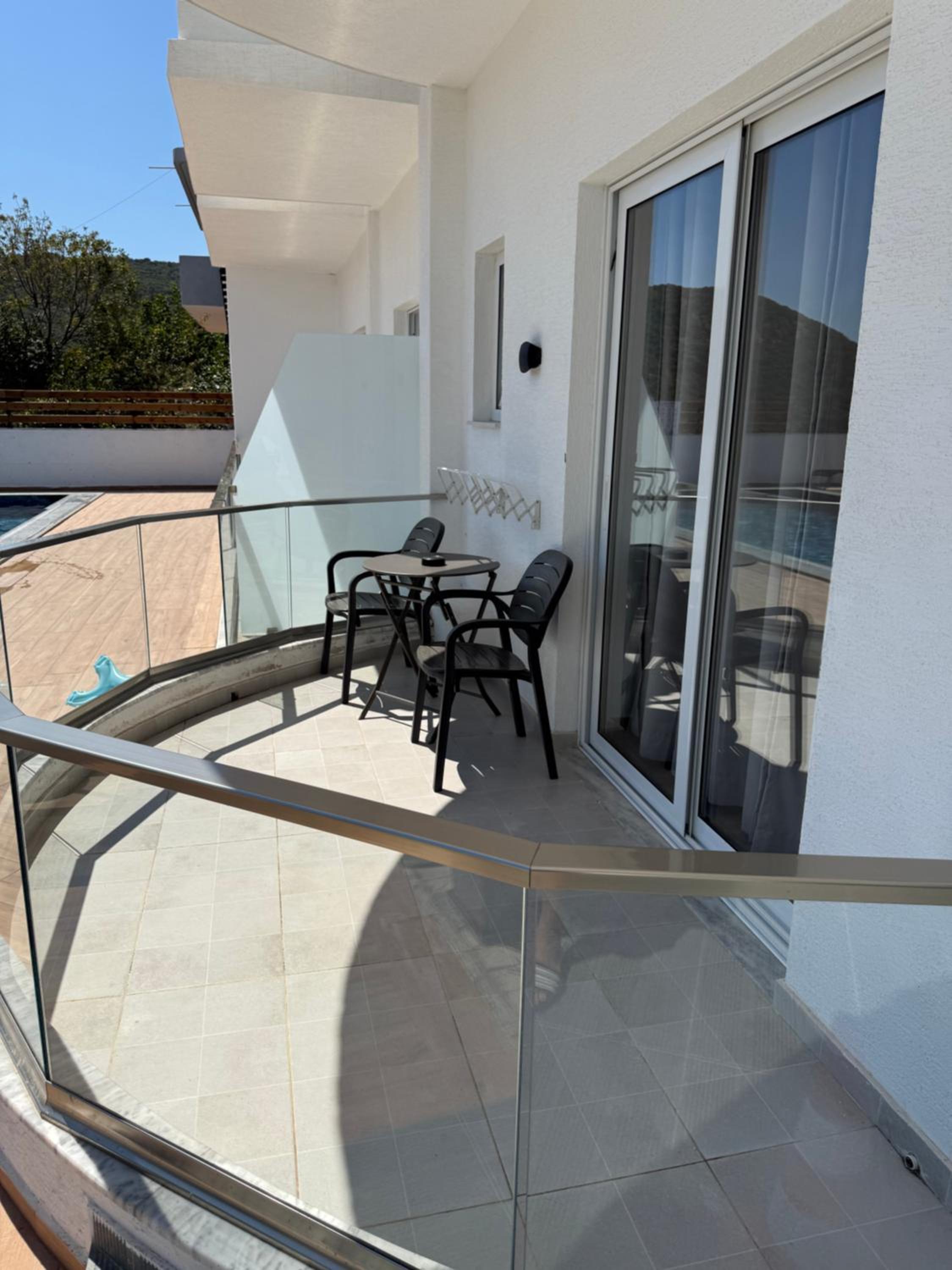 Triple Room with Pool View