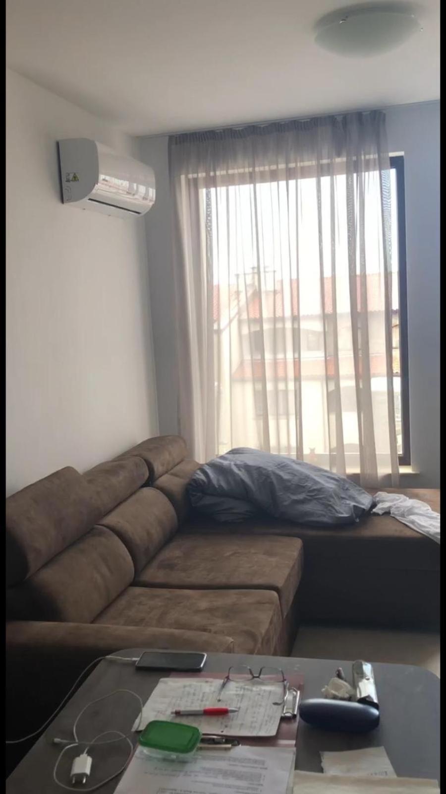 One-Bedroom Apartment with Sea View and Balcony photo 1