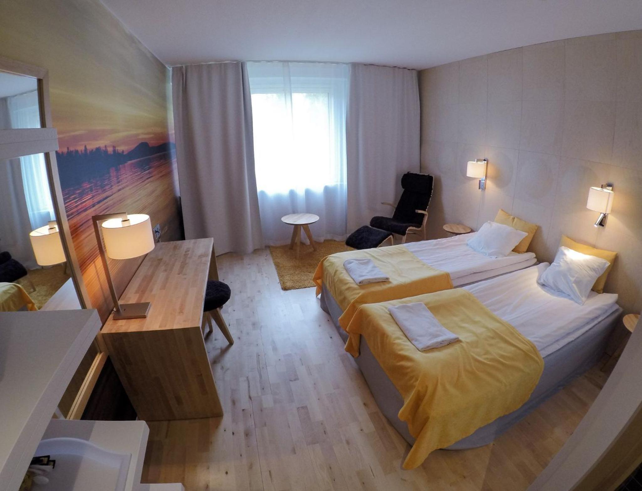 Premium Twin Room - Photo 11
