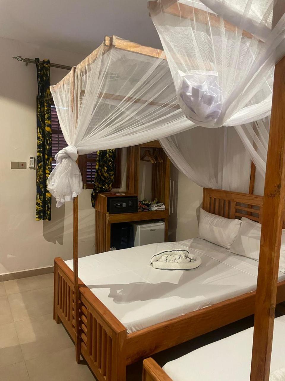 Twin Room with Extra Bed
