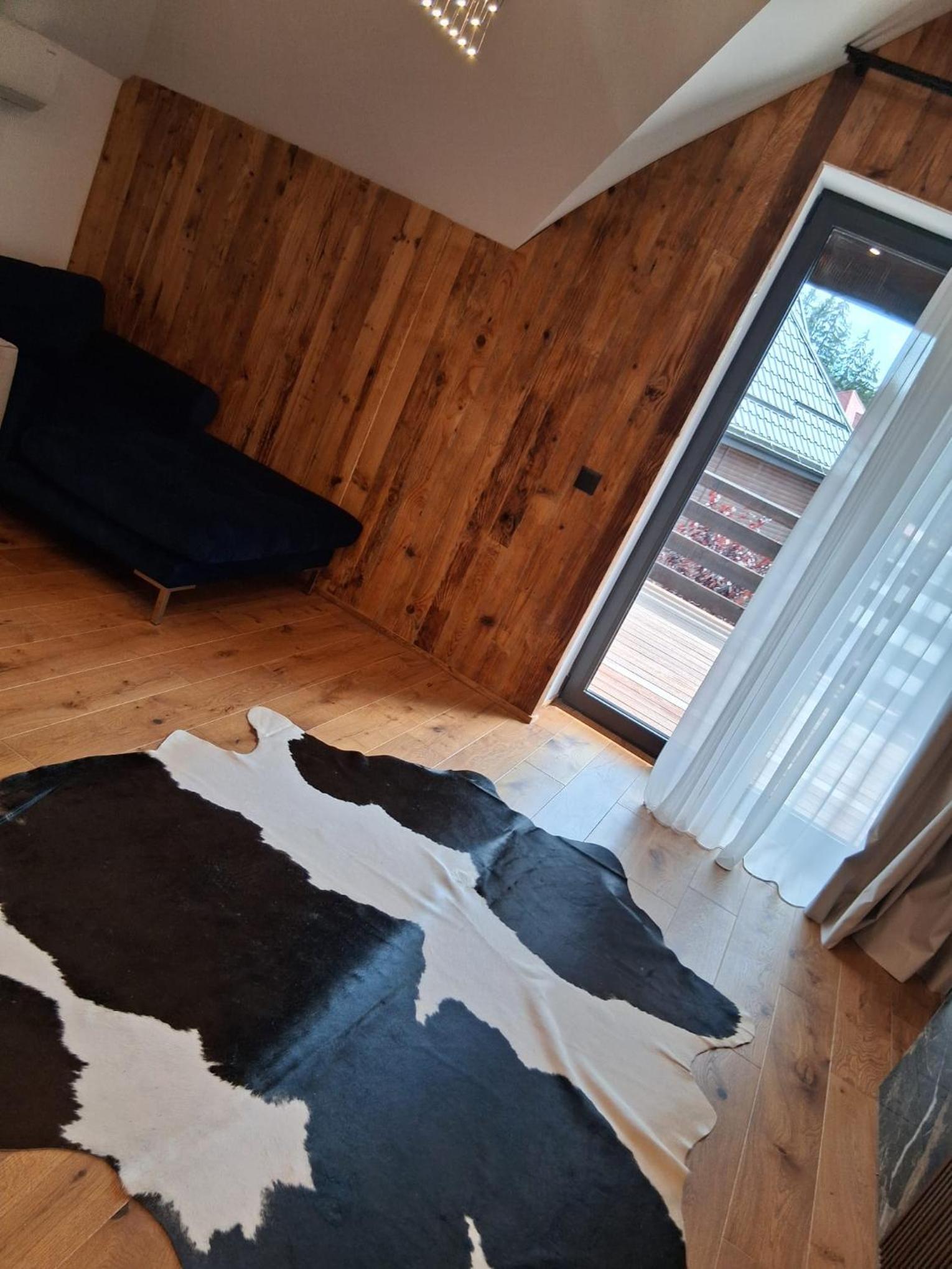 Deluxe Double Room with Balcony photo 3