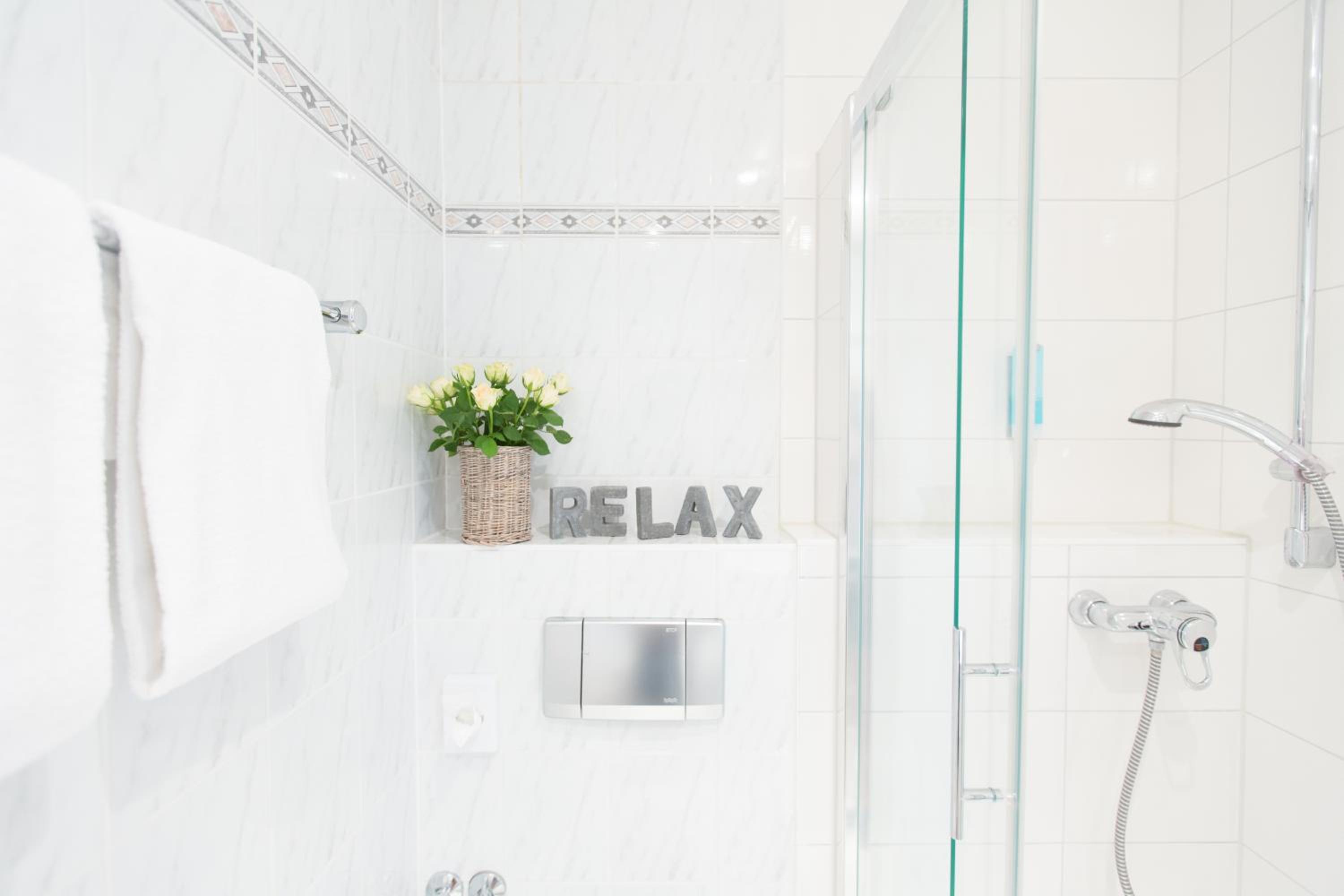 Double Room with Shower photo 3