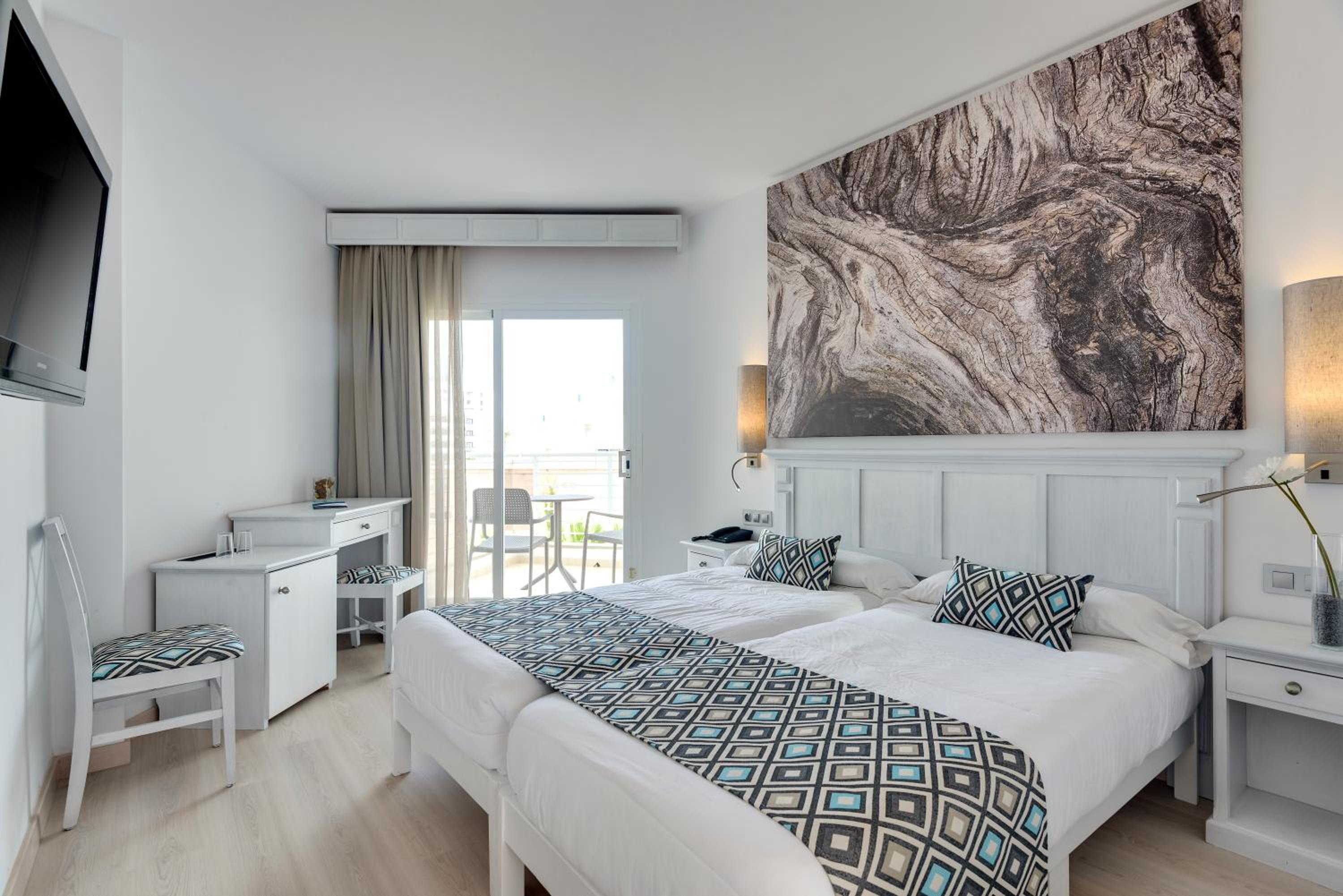 Double Room - Photo 1