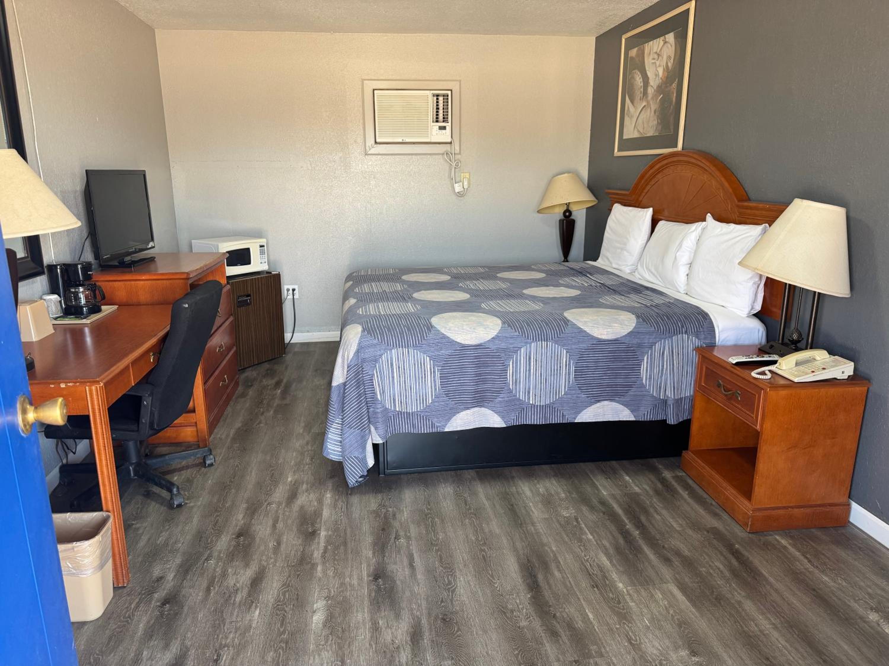 Standard Single Room photo 2