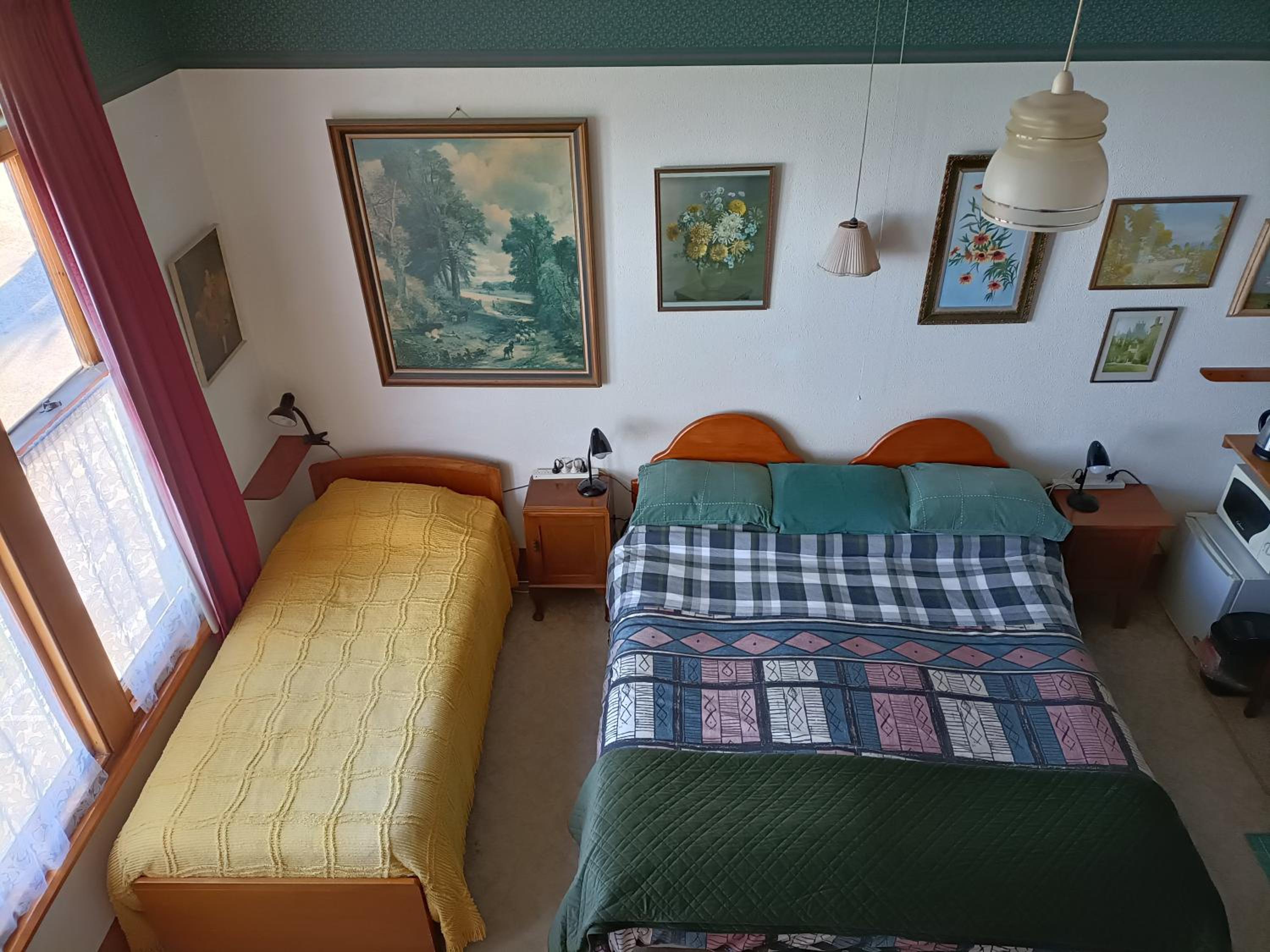 George Gillies Room - Photo 1