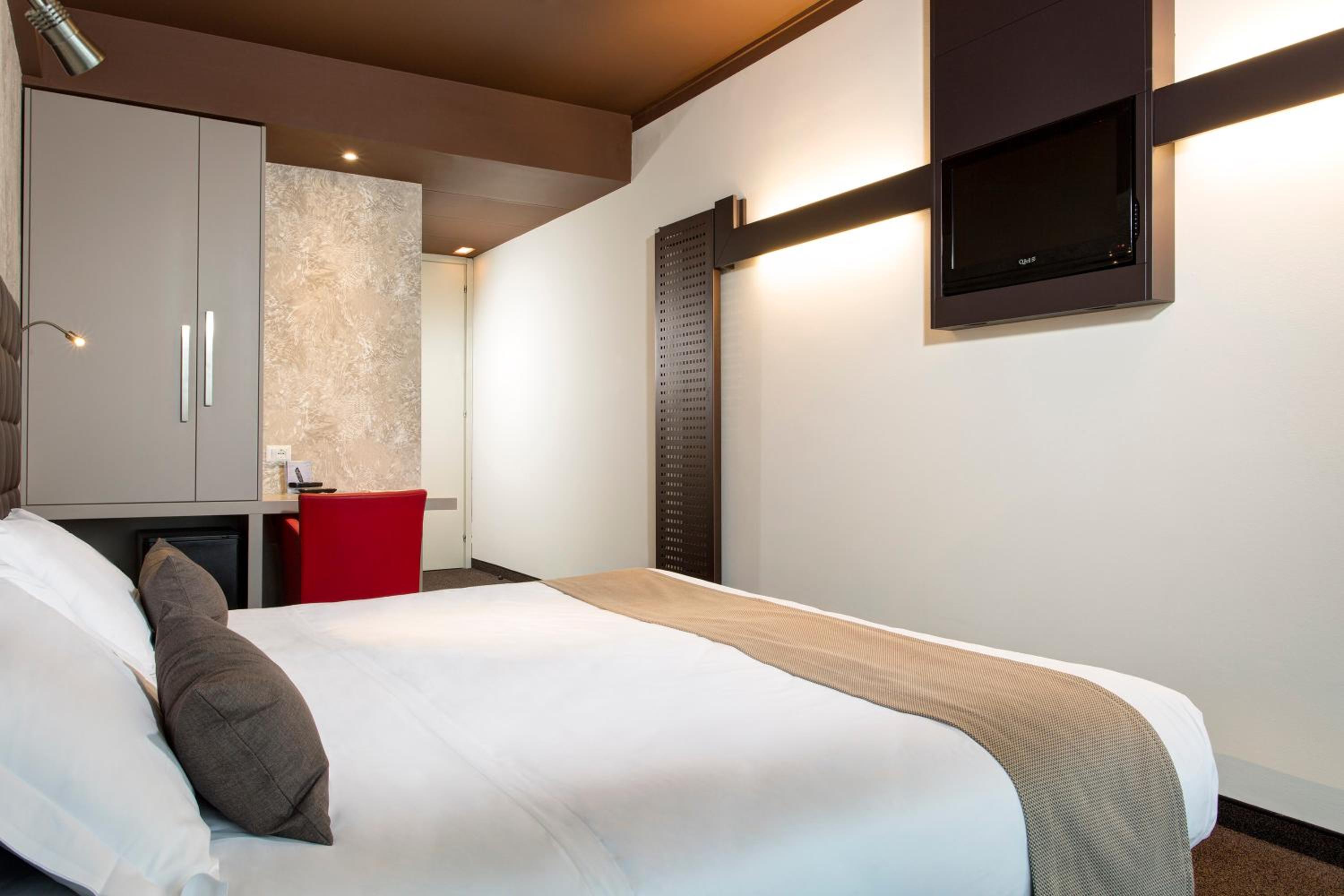 Small Triple Room - Photo 4