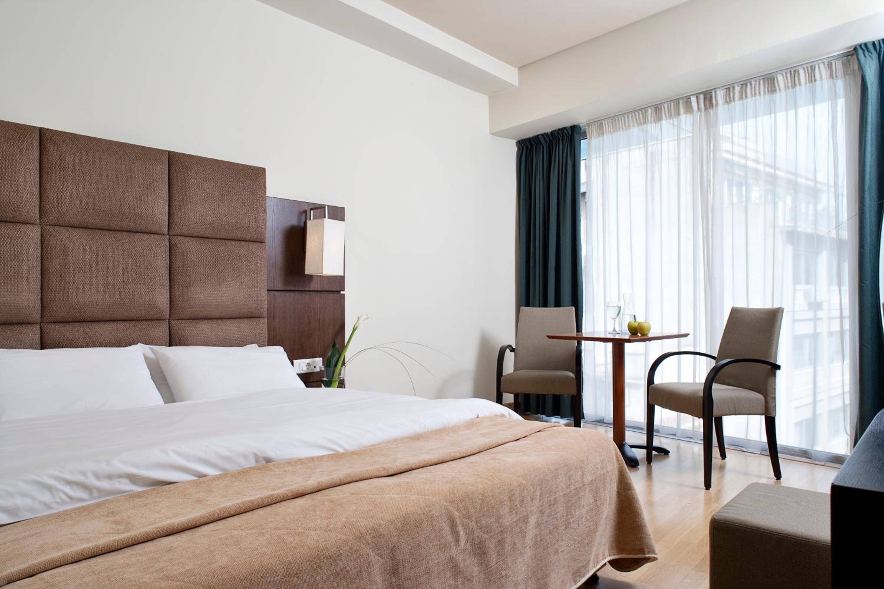 Standard Double or Twin Room photo 3