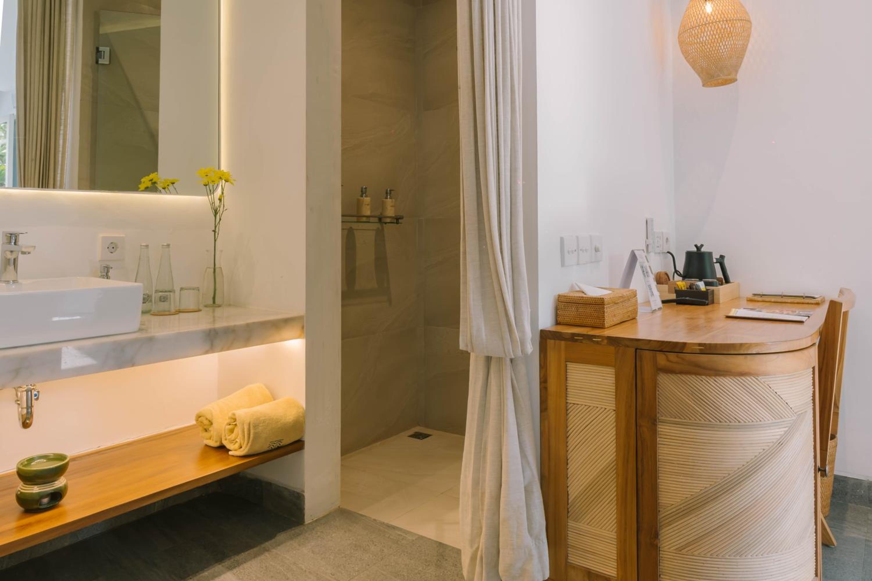 Suite with Garden View - Photo 6