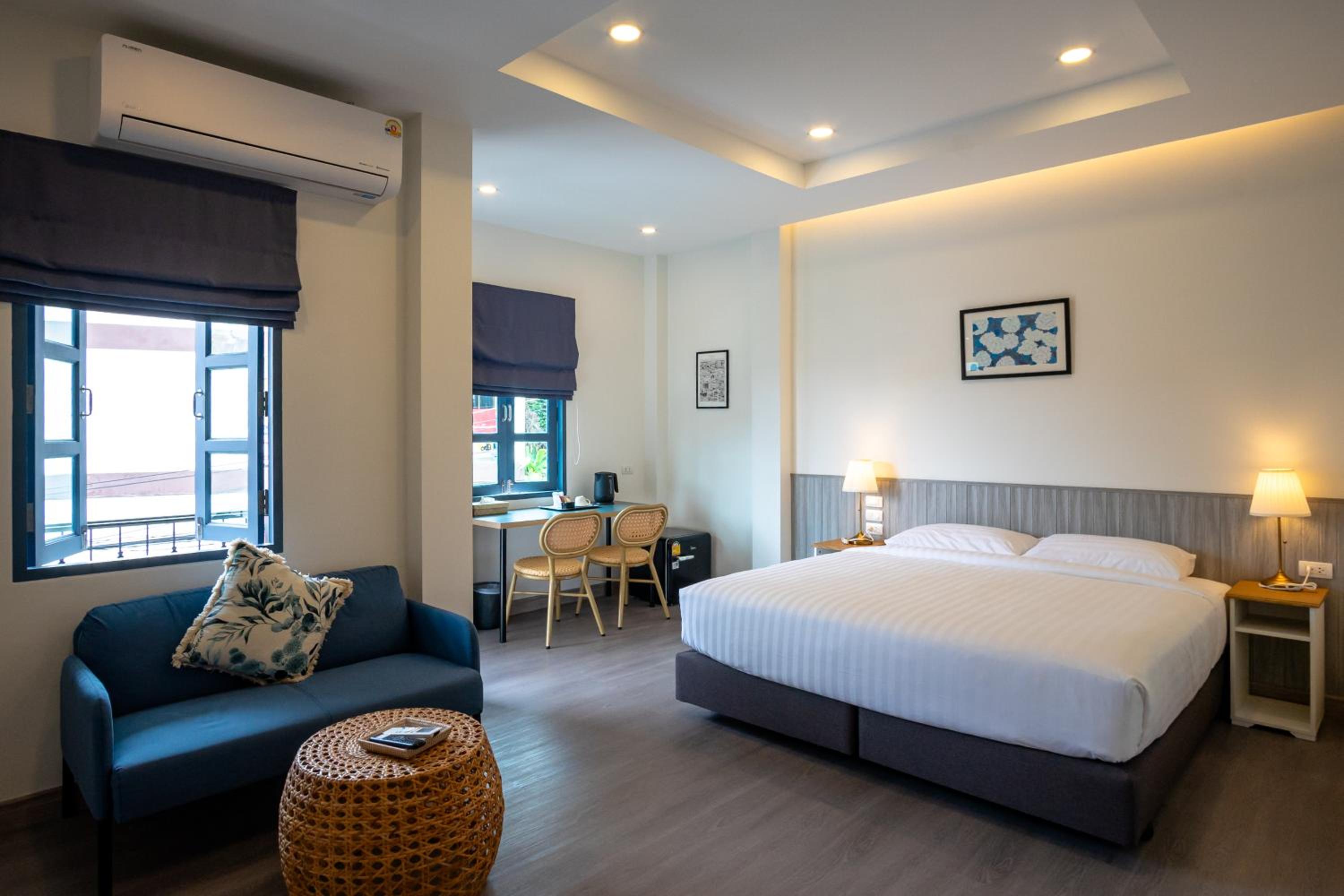 Deluxe Double Room with Balcony