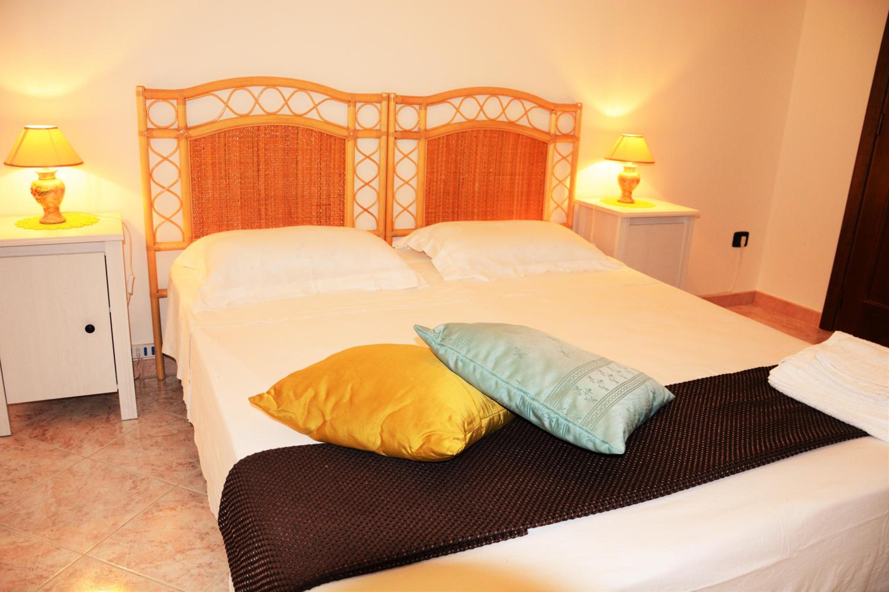 Double Room with Private Bathroom photo 3