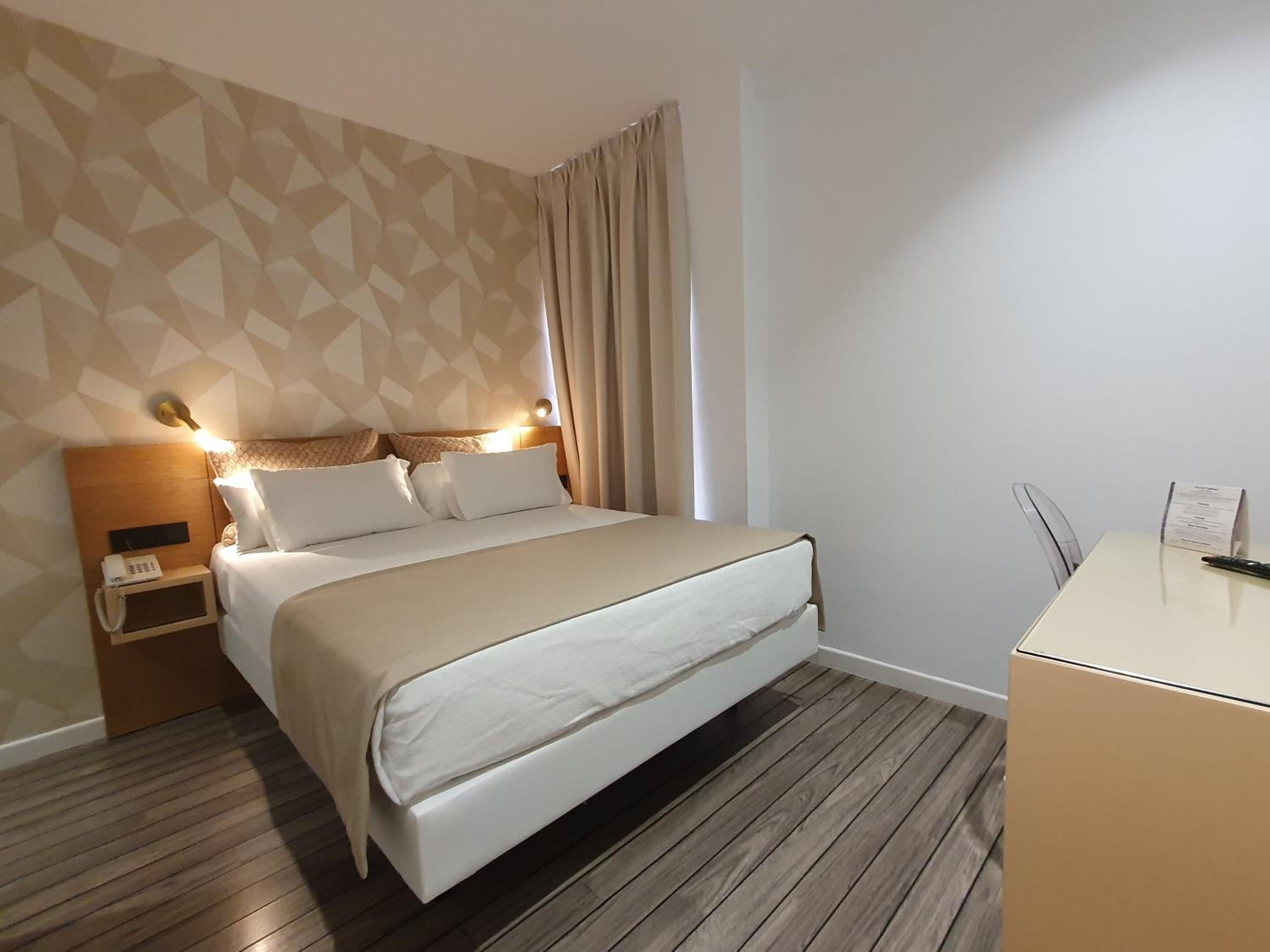 Economic Matrimonial Superior Double Room photo 2