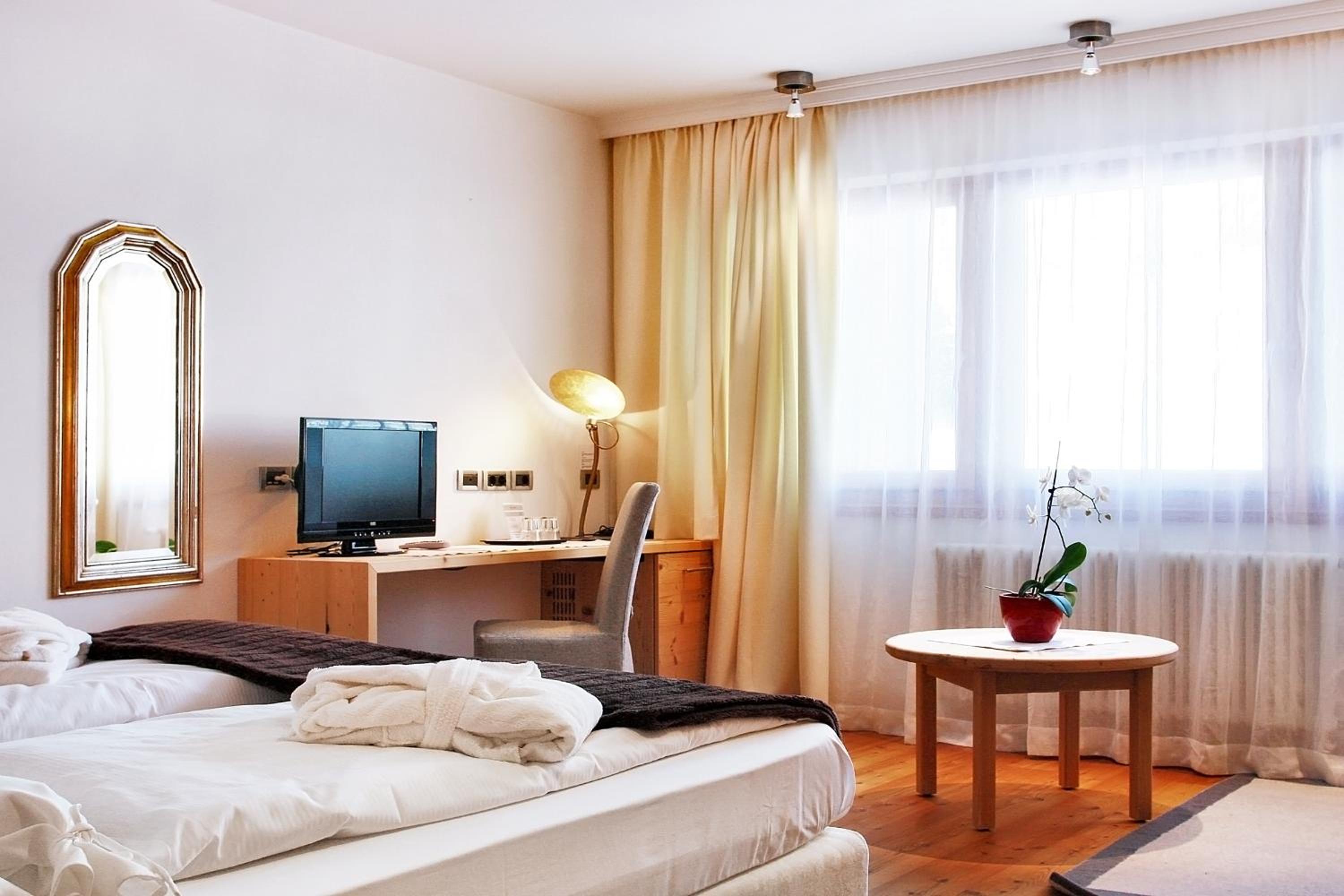 Large Double Room - No Pets Allowed photo 3
