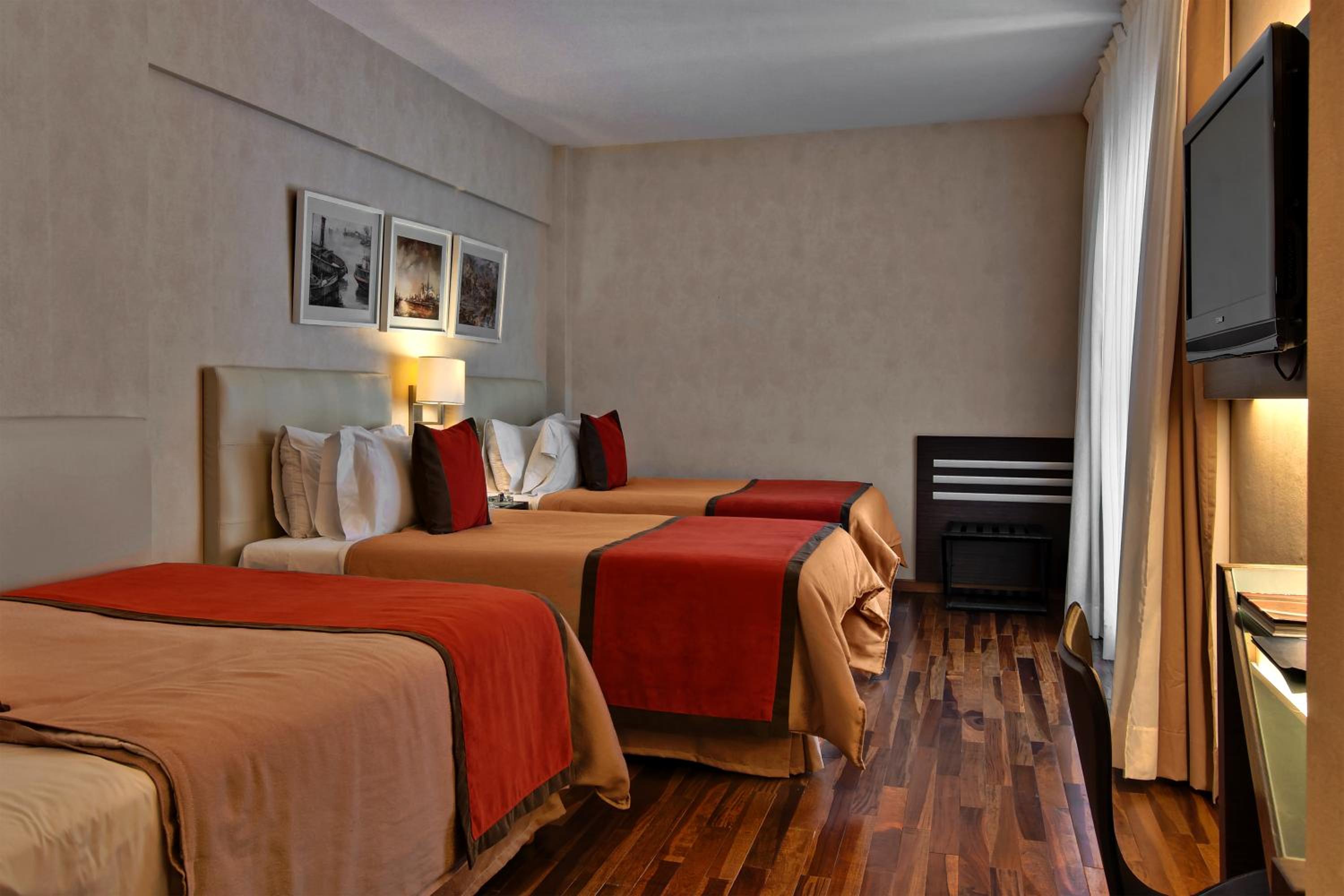 Executive Triple Room