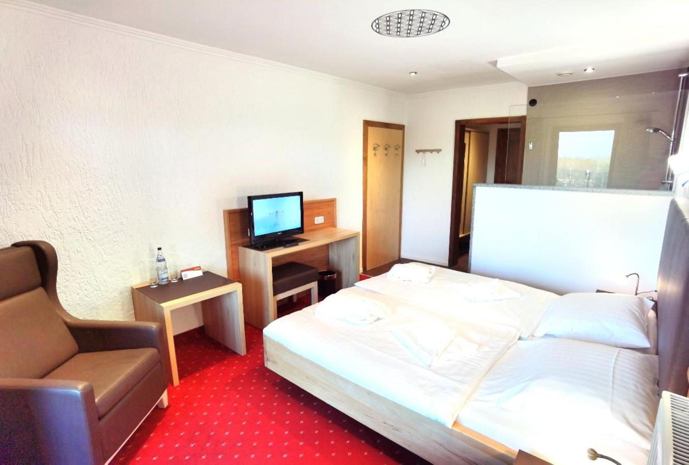 Double Room with Balcony photo 1