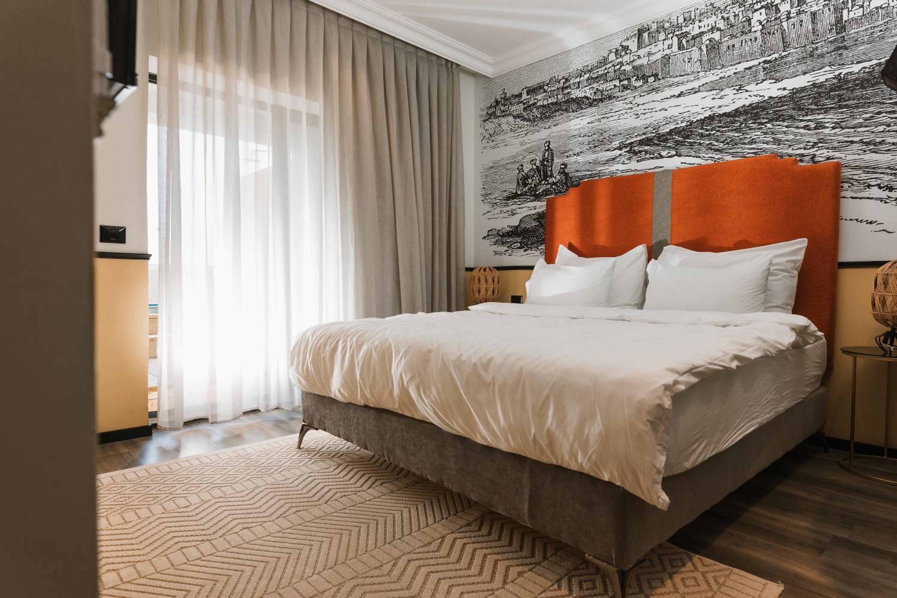 Double or Twin Room with City View