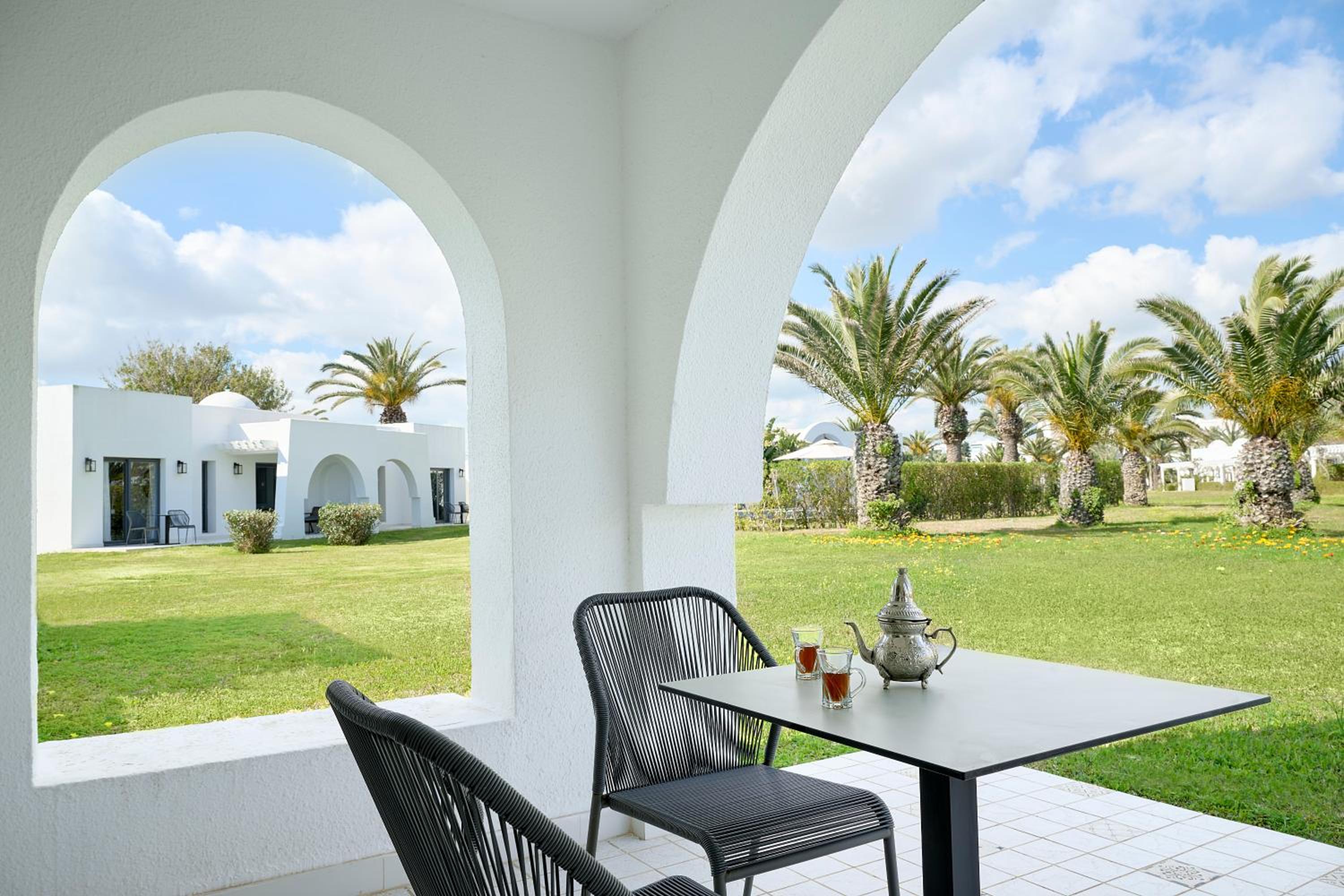 Bungalow Garden View Premium Central Location - Photo 7