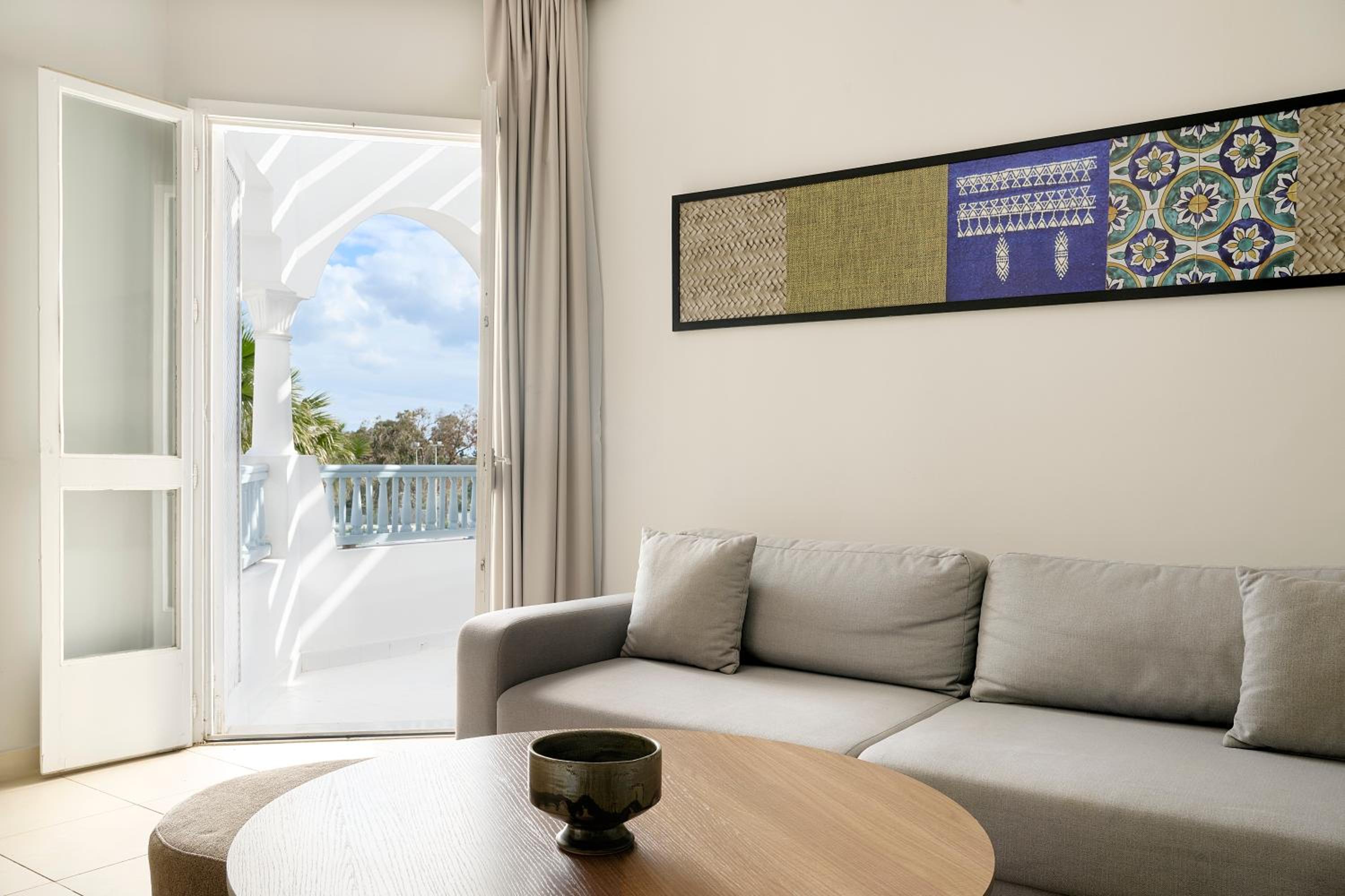 Suite with Garden View - Photo 3