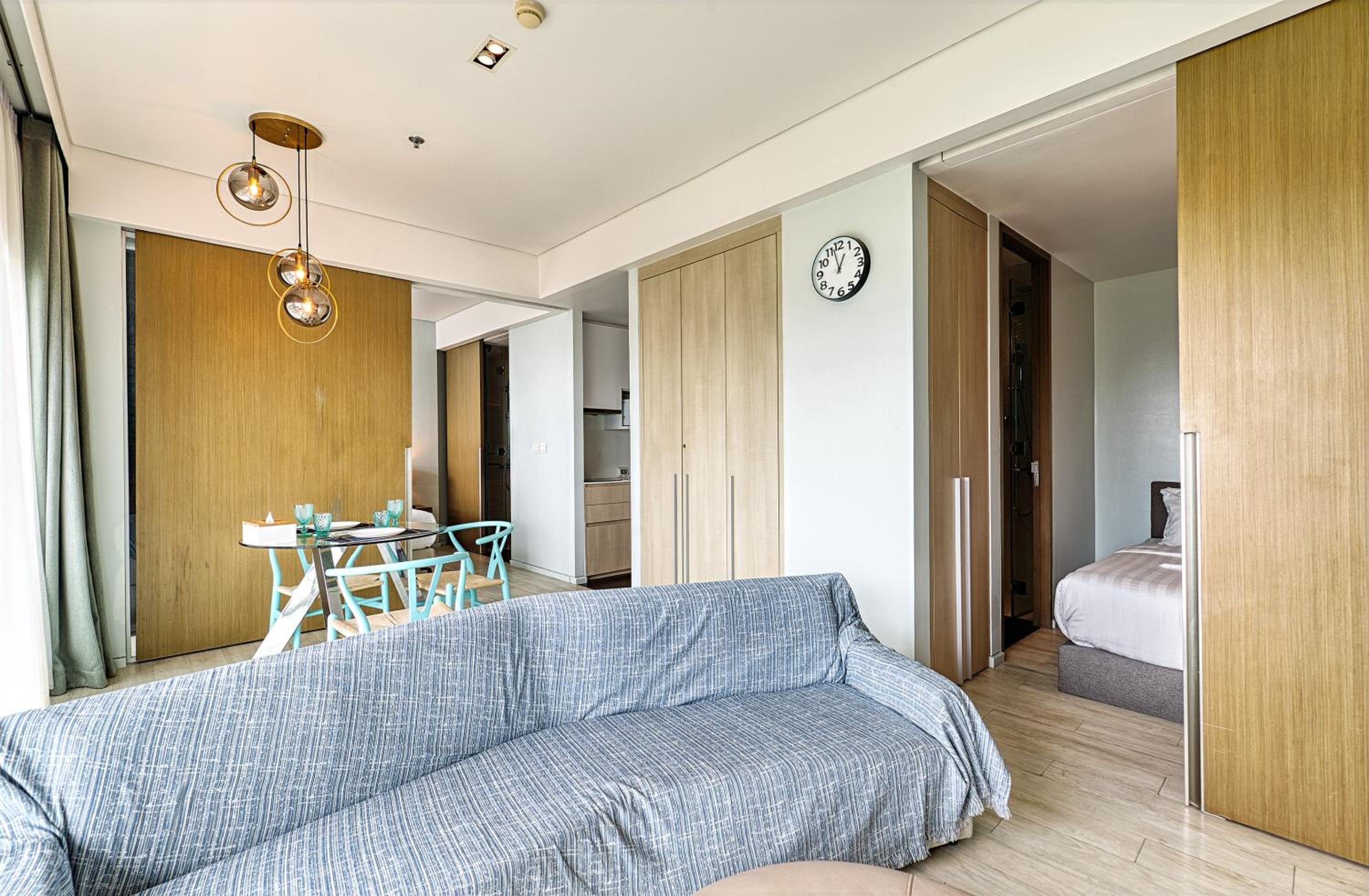 Family Two-Bedroom Apartment with View