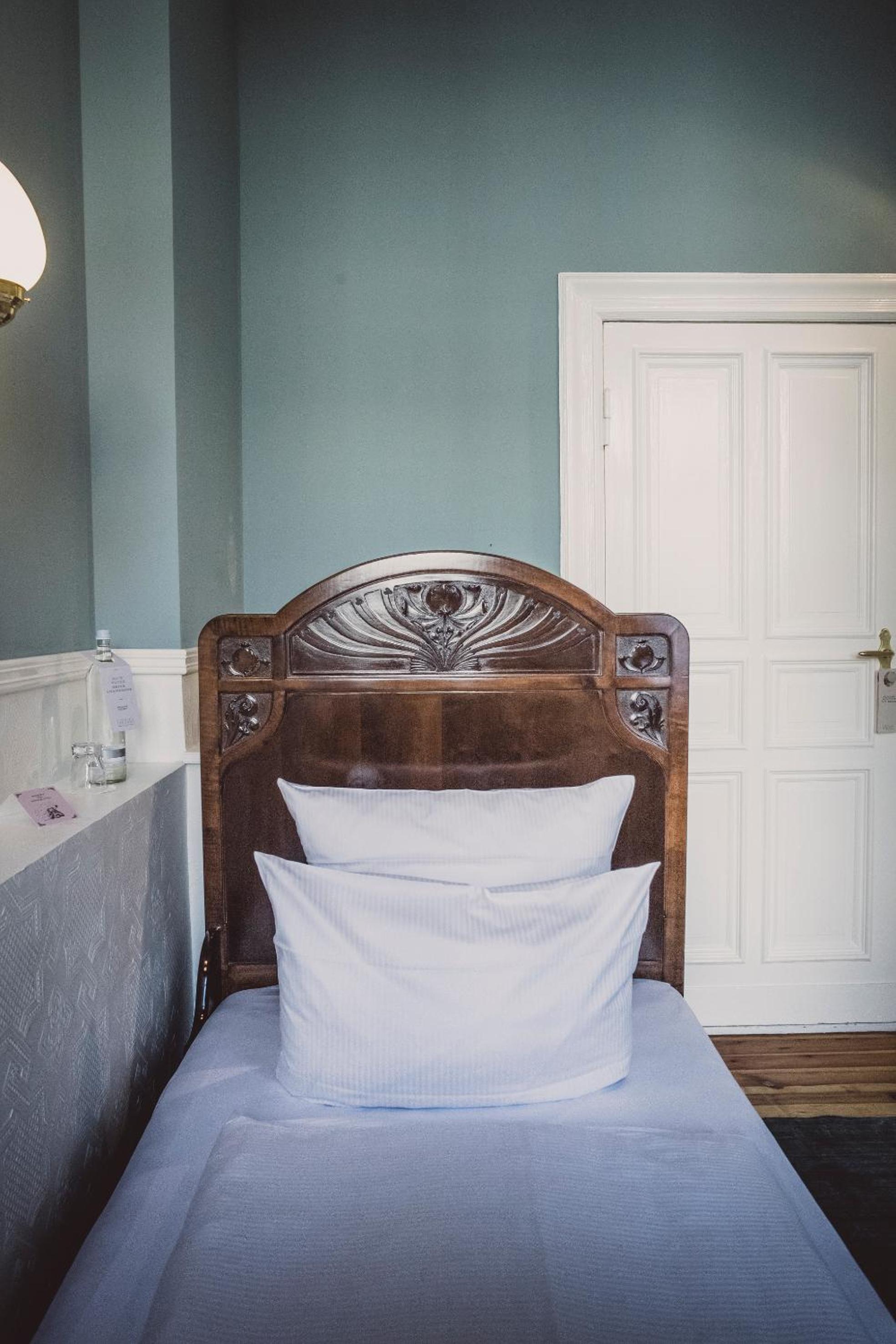 Single Room photo 3