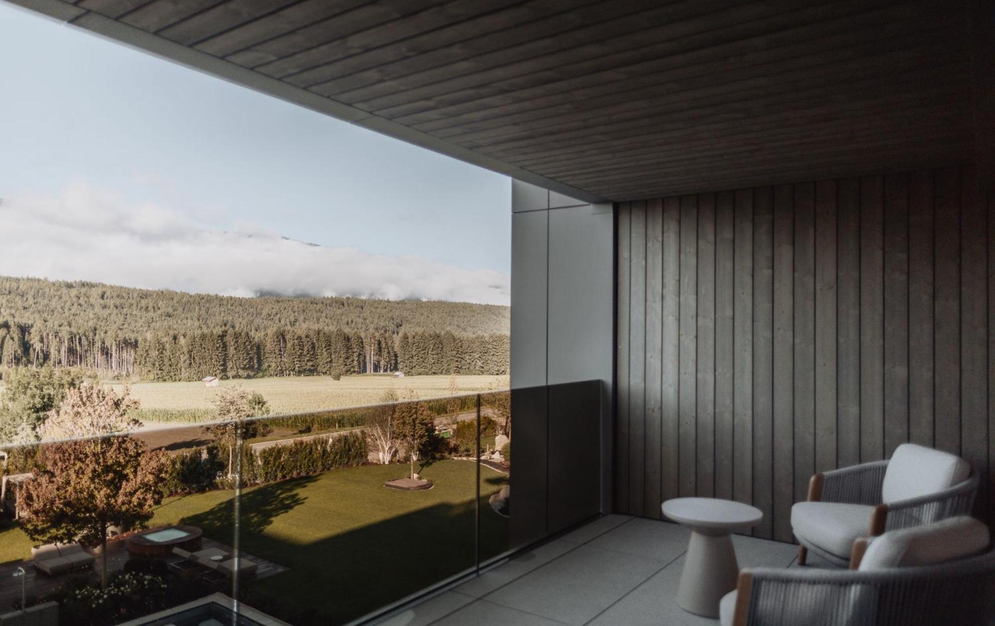 Suite with Terrace - Photo 4