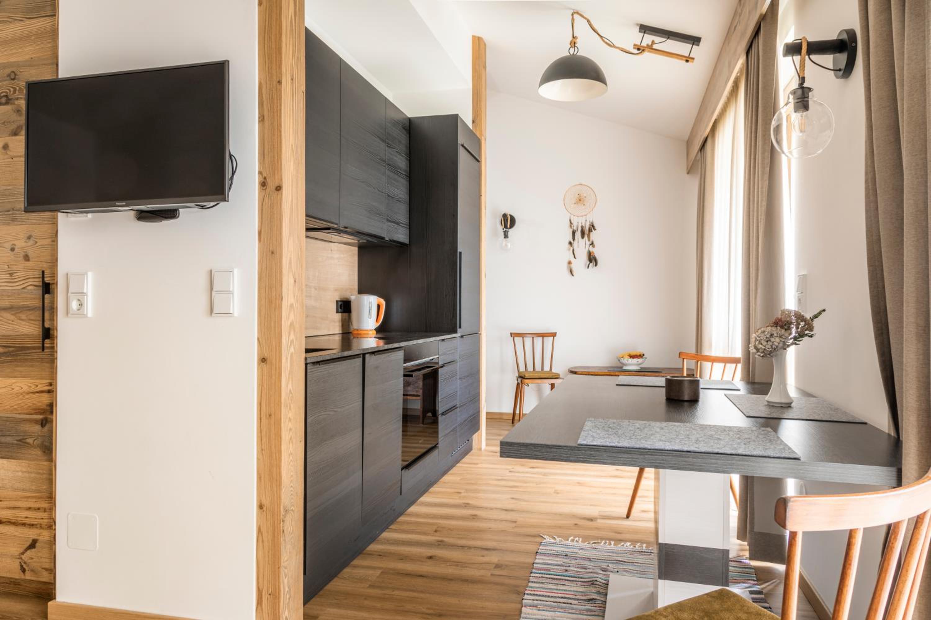 One-Bedroom Apartment with Garden View photo 1