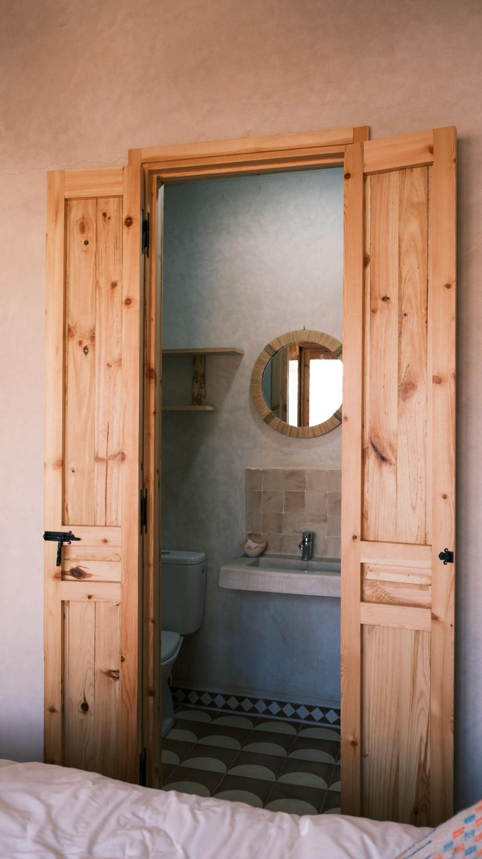 Single Room with Bathroom photo 3
