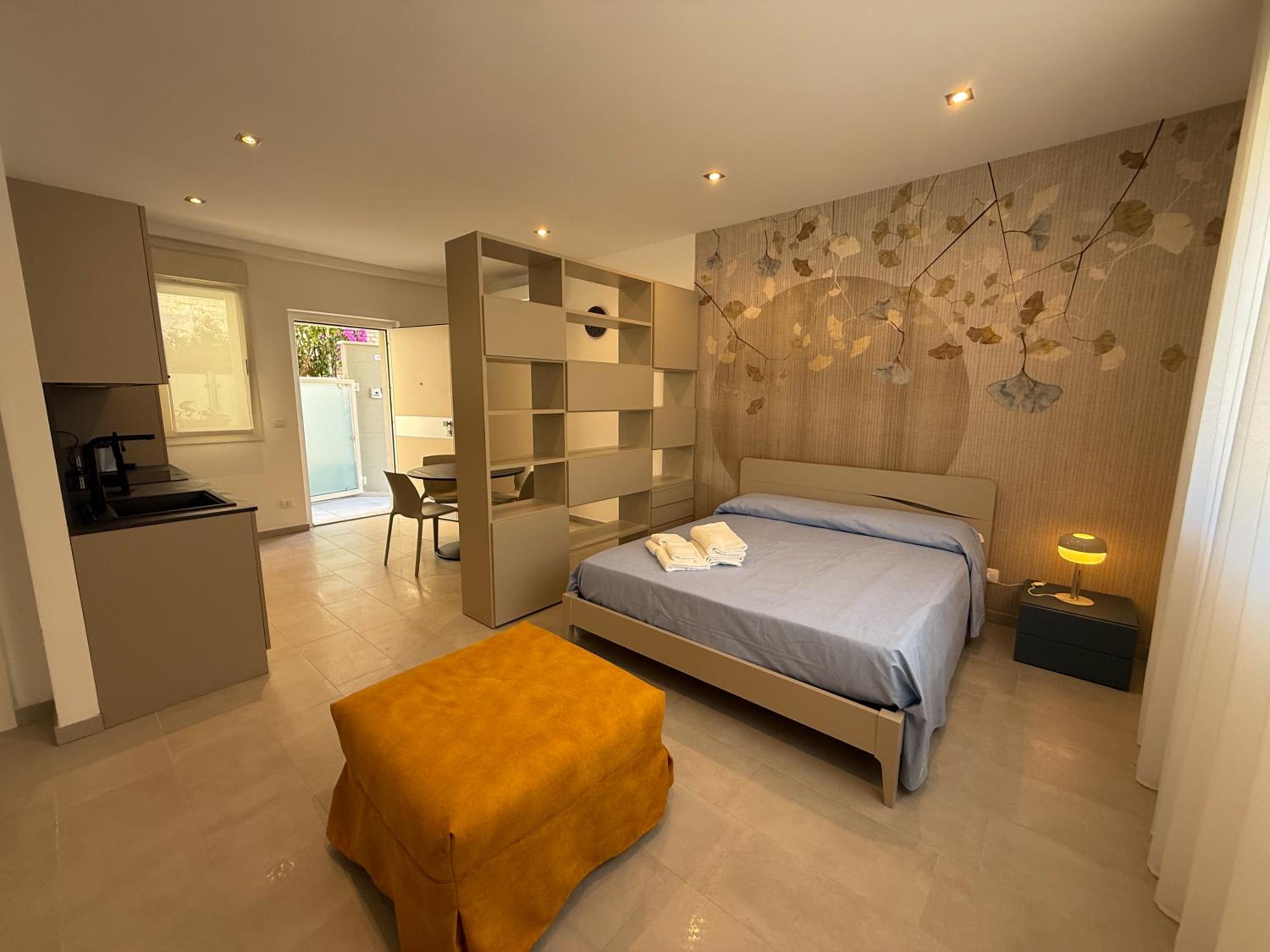One-Bedroom Deluxe Apartment