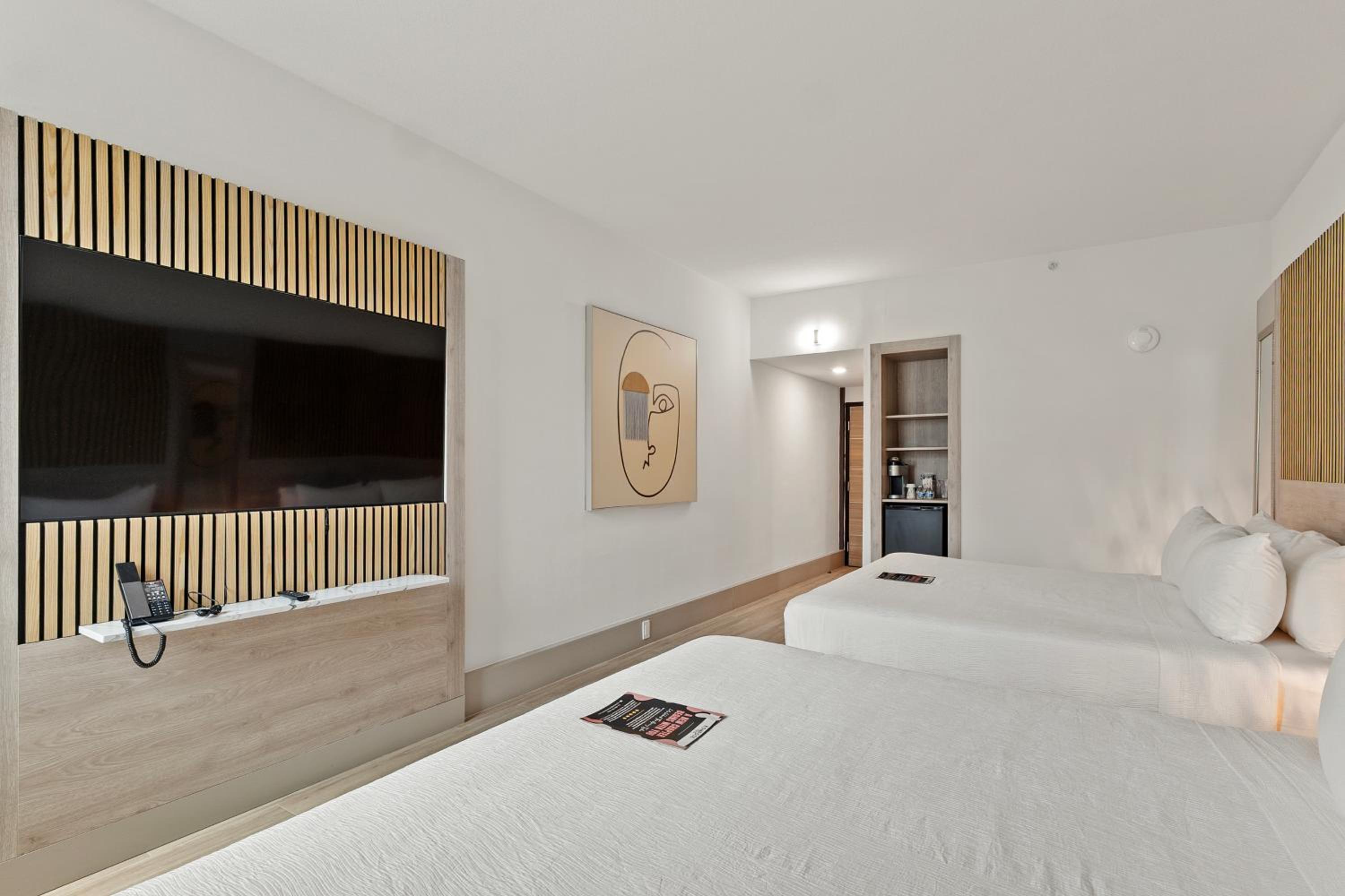 Standard Double Room photo 3