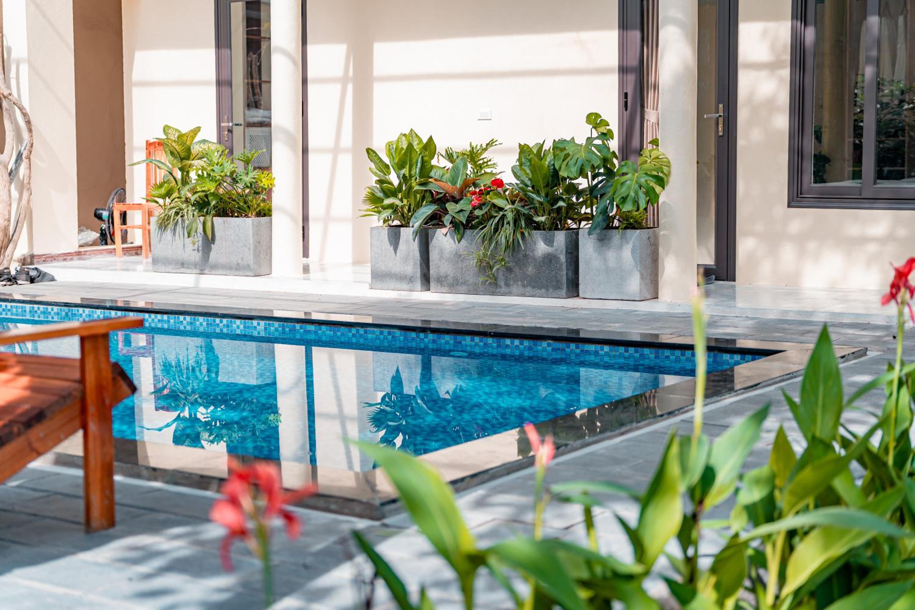 Triple Room with Pool View photo 1