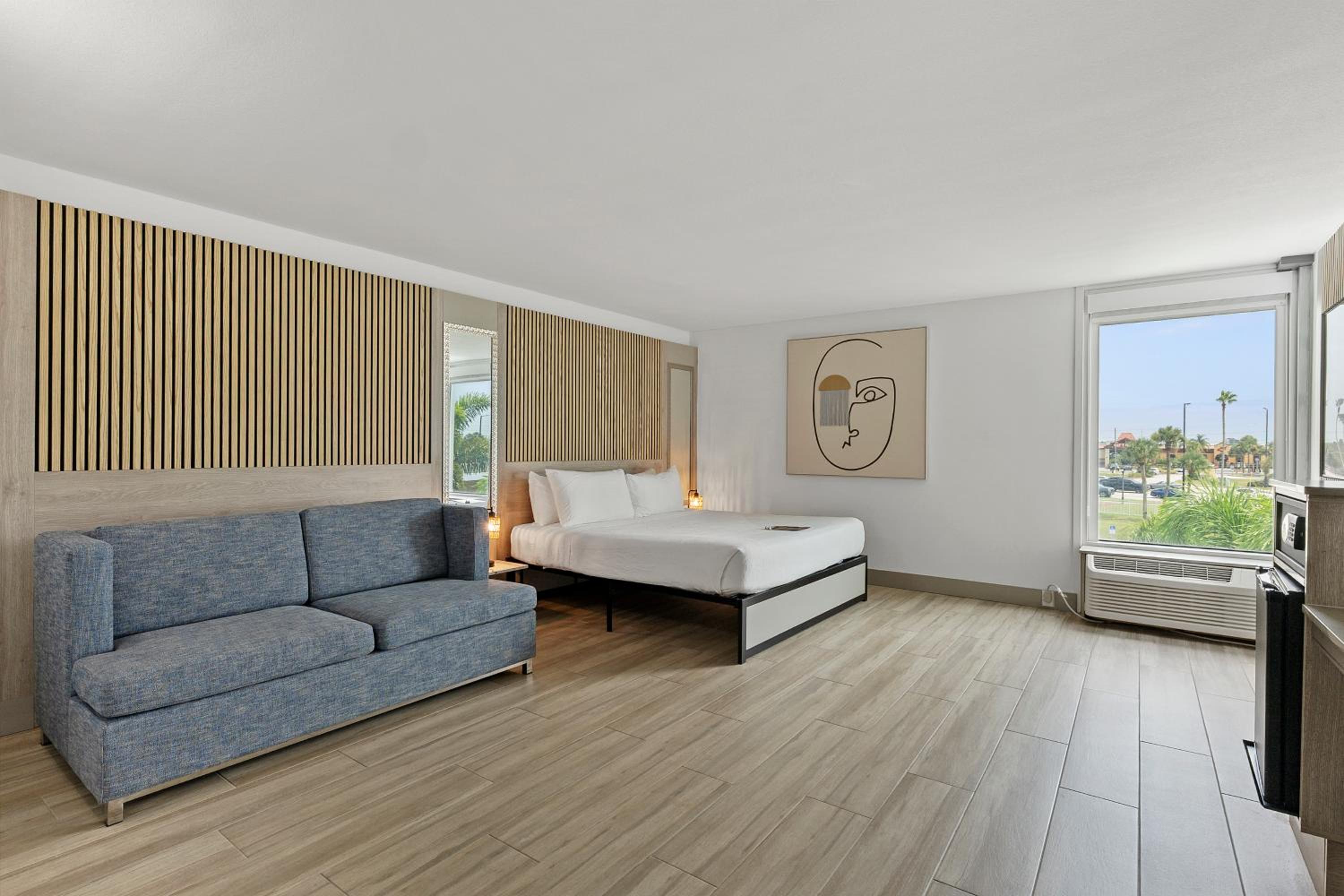 Single Room - Disability Access photo 2