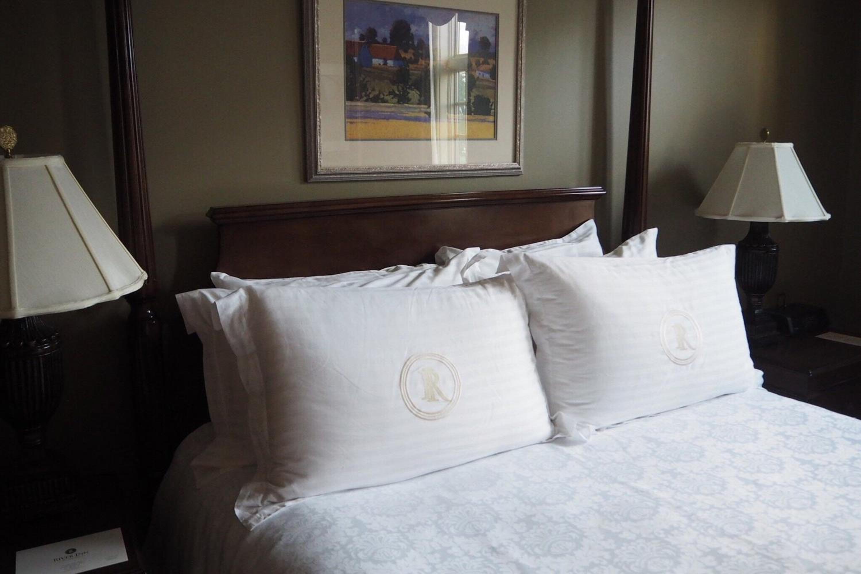 Deluxe Queen Room - Photo 4