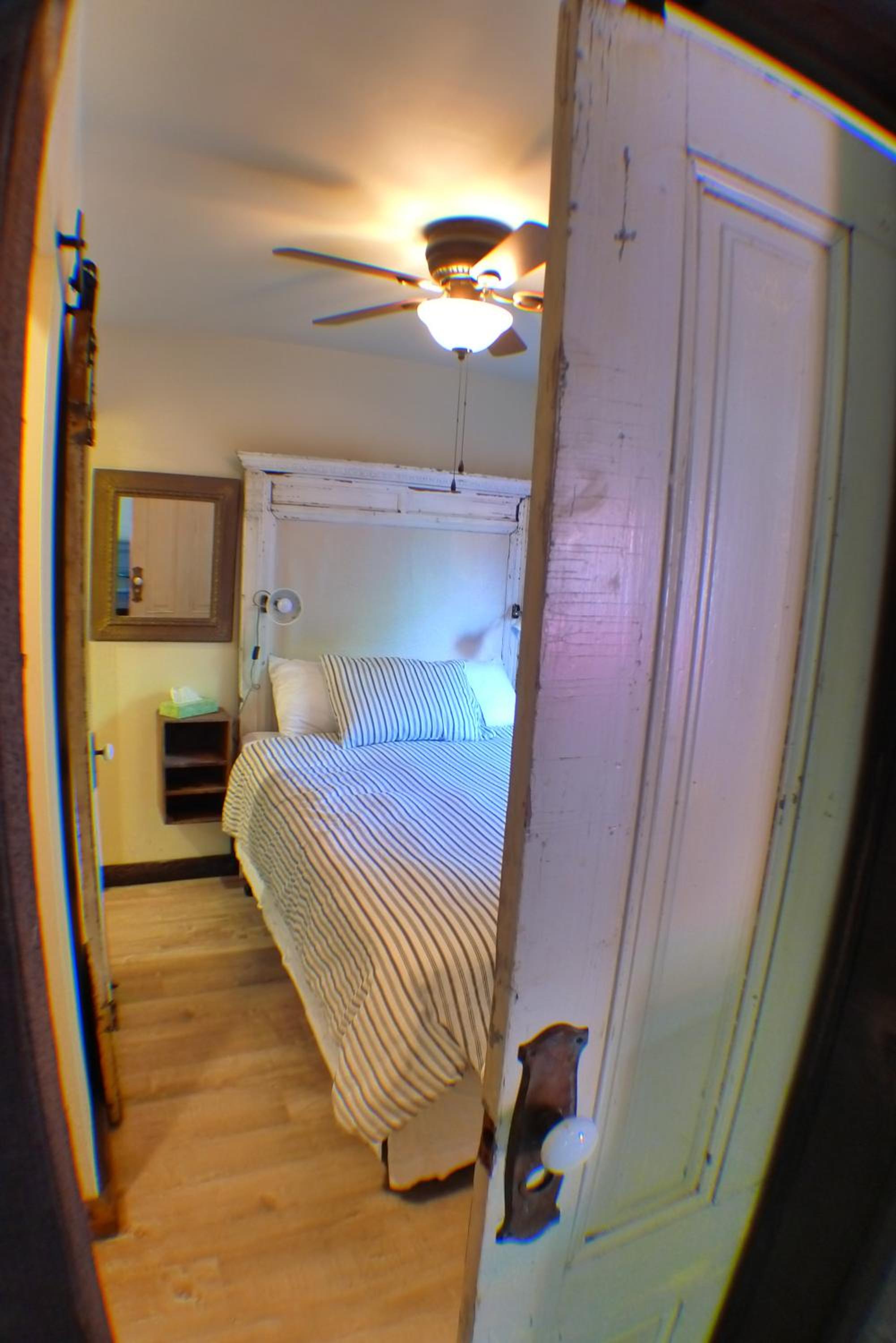 Double Room with Private Bathroom #2 - Photo 1